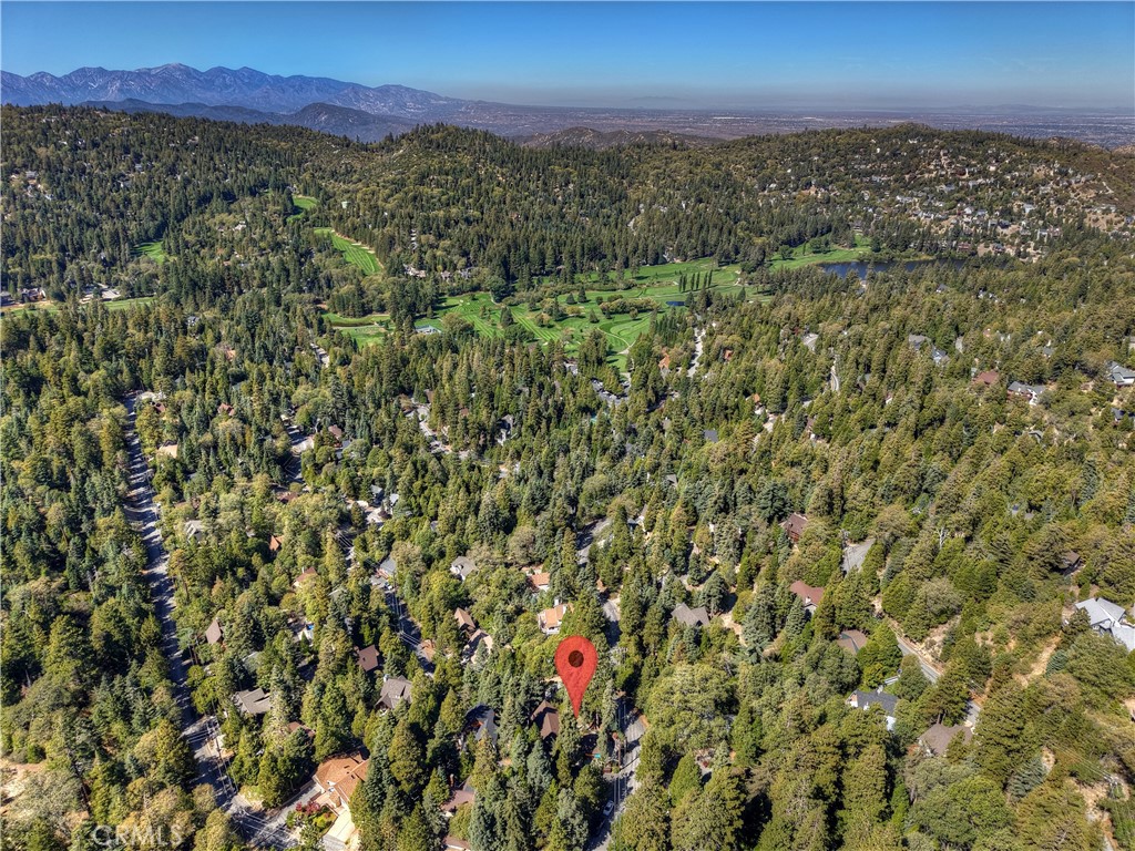 Lake Arrowhead, California, 92352, United States, 3 Bedrooms Bedrooms, ,1 BathroomBathrooms,Residential,For Sale,1988243