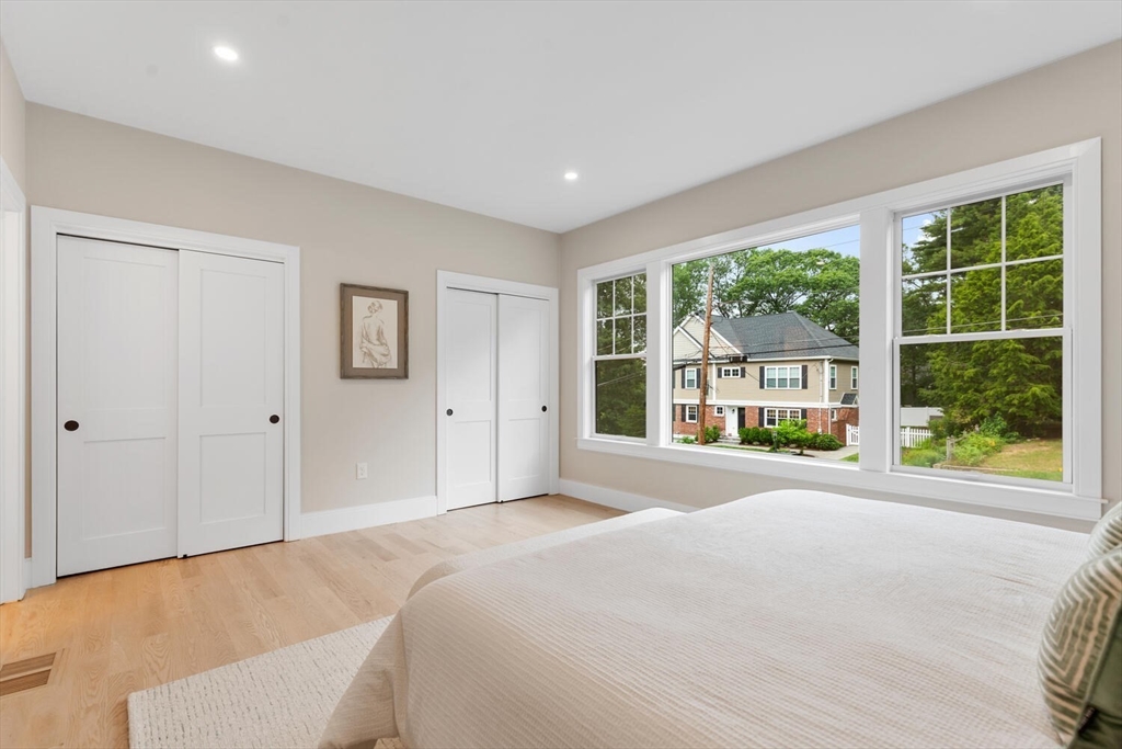 Winchester, Massachusetts, 01890, United States, 6 Bedrooms Bedrooms, ,5 BathroomsBathrooms,Residential,For Sale,1940960