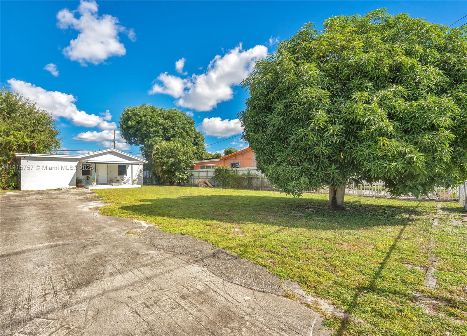 Miami, Florida, 33168, United States, 3 Bedrooms Bedrooms, ,3 BathroomsBathrooms,Residential,For Sale,1994717