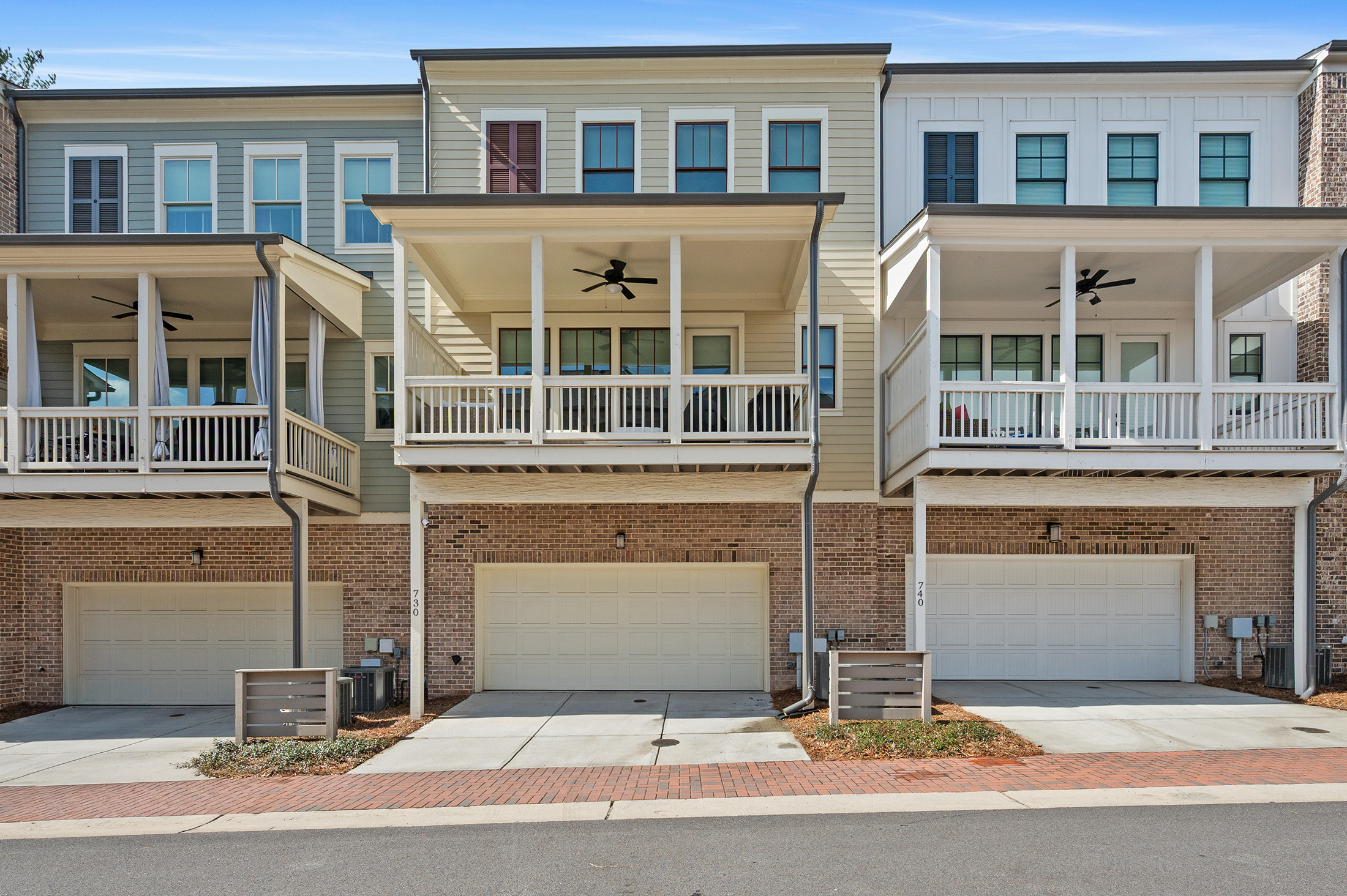  Three Bedroom Roswell Townhome Blends Comfort, Convenience and Style - 物件實景