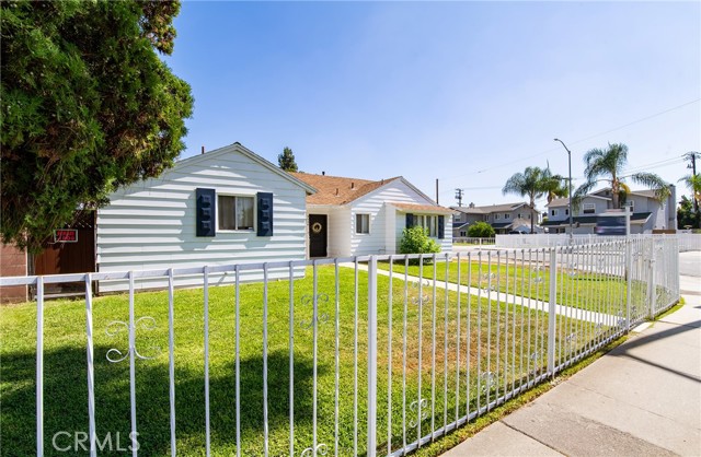 Whittier, California, 90605, United States, 3 Bedrooms Bedrooms, ,1 BathroomBathrooms,Residential,For Sale,1974164