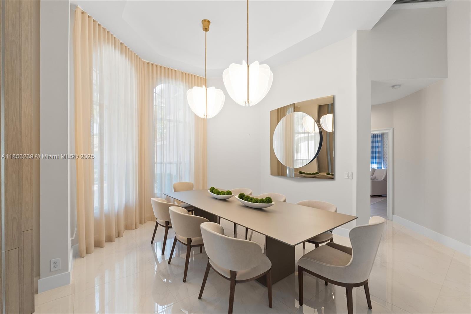 Weston, Florida, 33327, United States, 5 Bedrooms Bedrooms, ,6 BathroomsBathrooms,Residential,For Sale,1919791