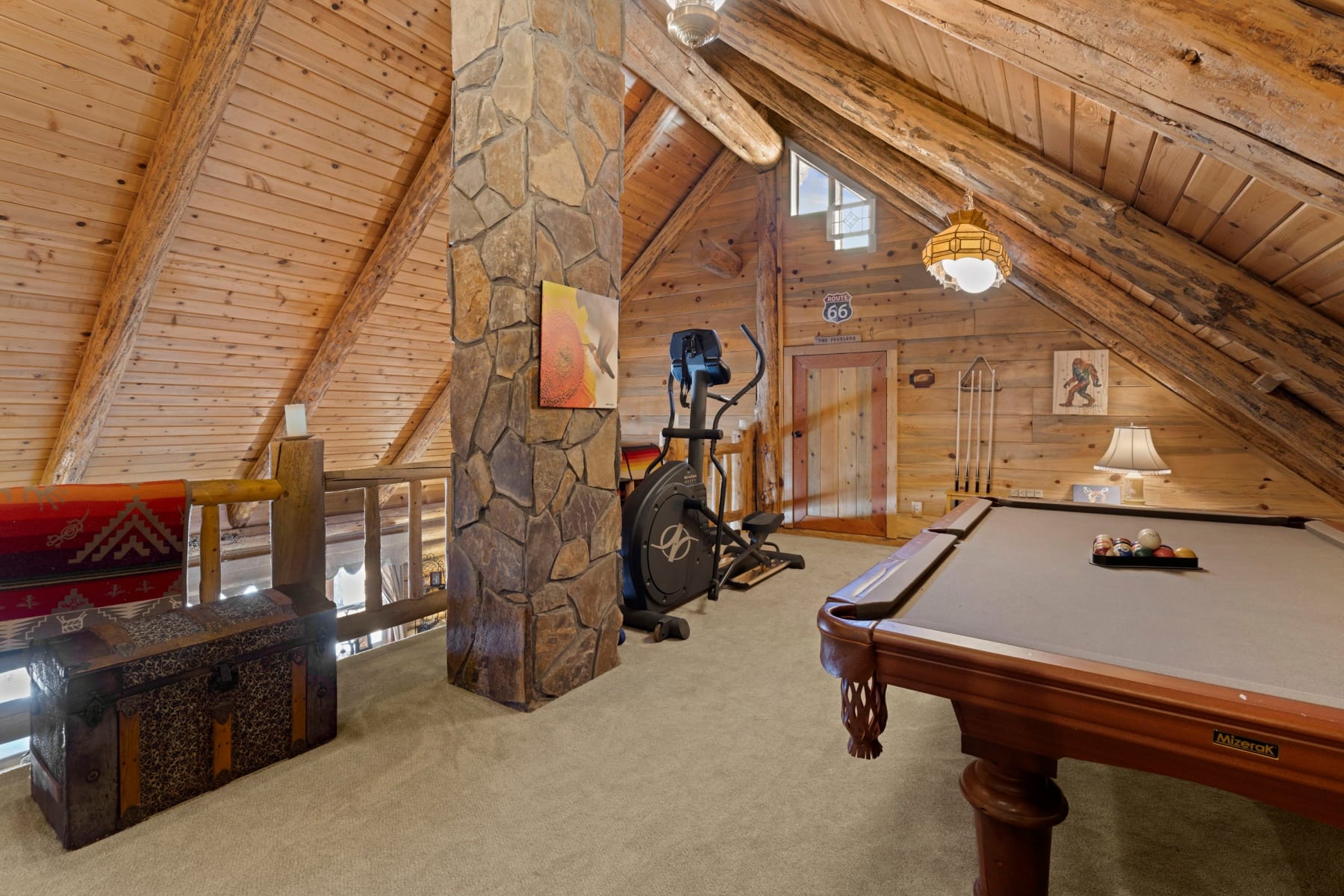  140643 KAMLOOP LN Gilchrist, OR 97737 - 物件實景