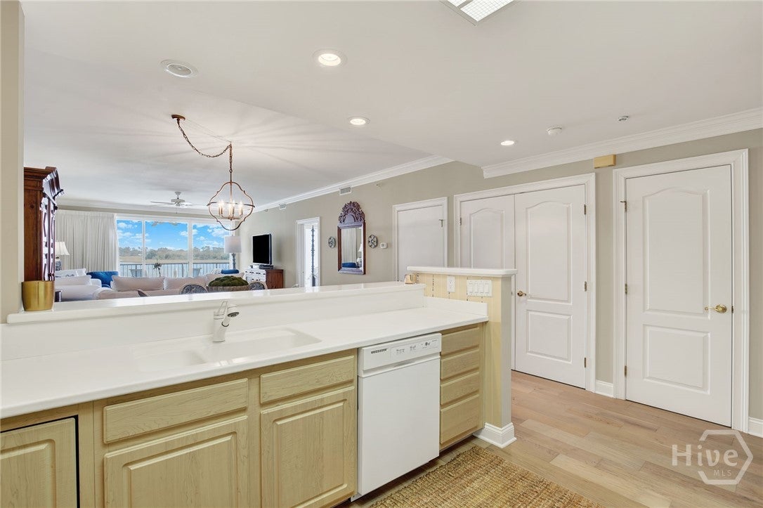 Savannah, Georgia, 31404, United States, 3 Bedrooms Bedrooms, ,2 BathroomsBathrooms,Residential,For Sale,2033043