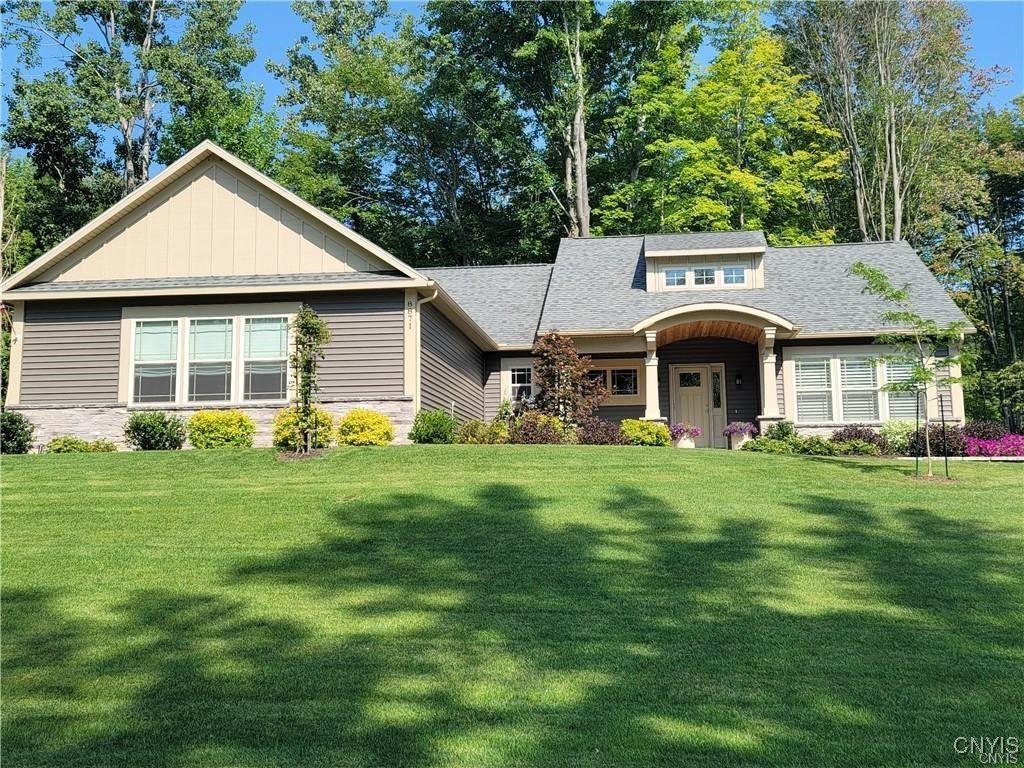 Syracuse, New York, 13215, United States, 3 Bedrooms Bedrooms, ,3 BathroomsBathrooms,Residential,For Sale,1846981