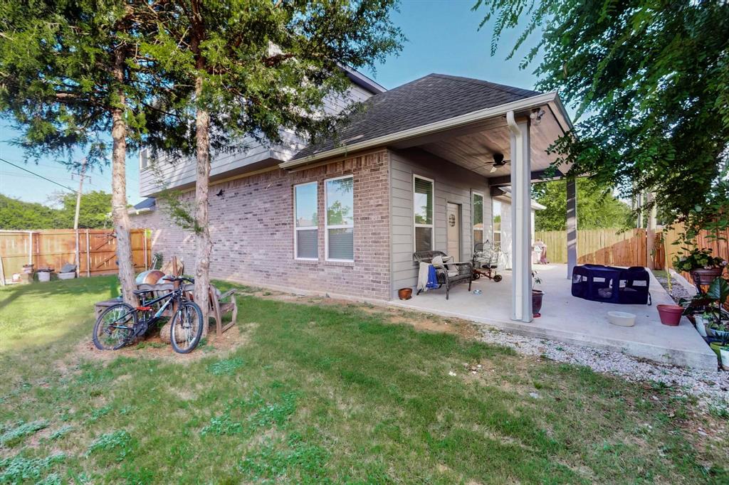 Grand Prairie, Texas, 75051, United States, 5 Bedrooms Bedrooms, ,5 BathroomsBathrooms,Residential,For Sale,1895413