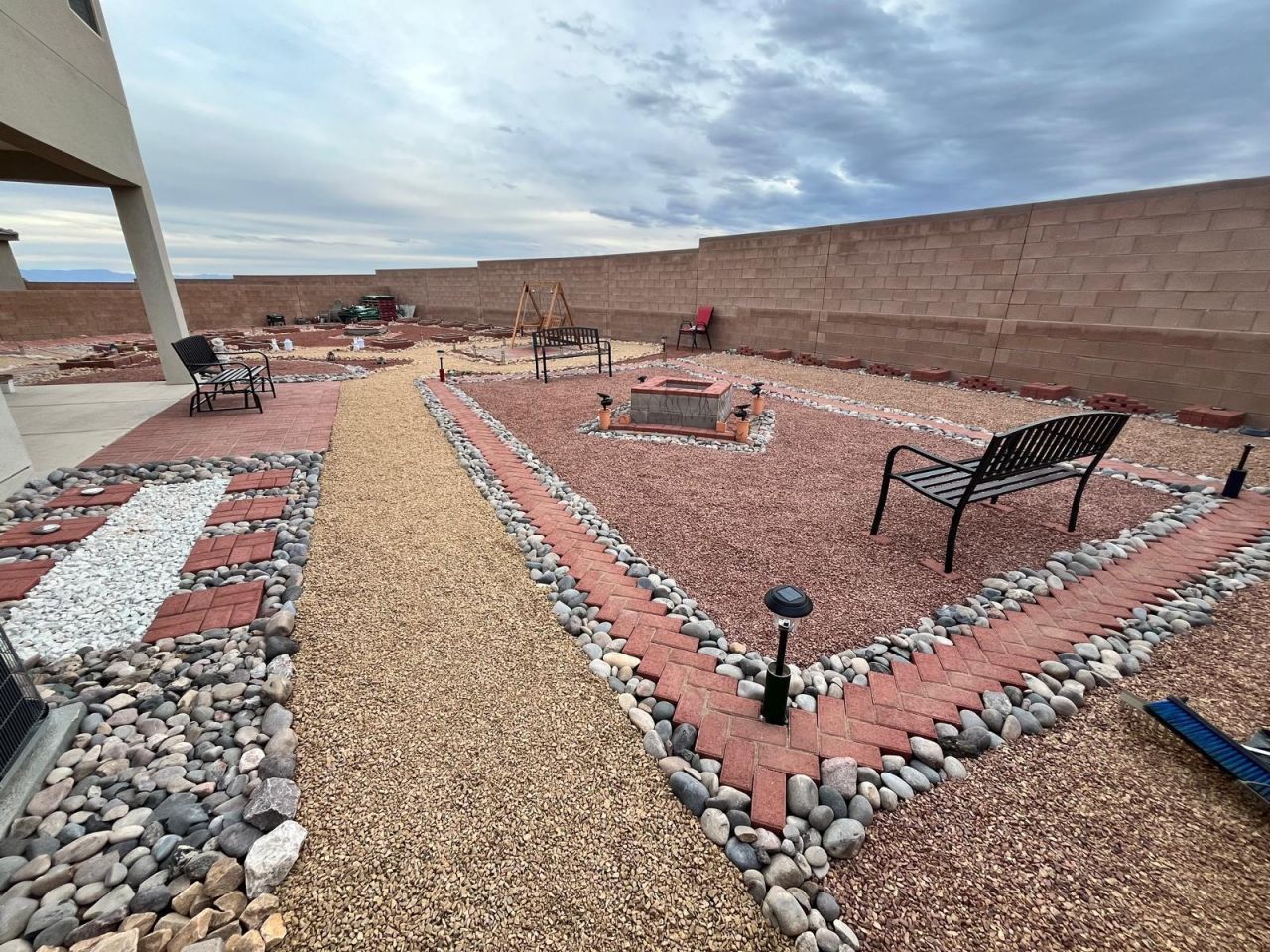 Rio Rancho, New Mexico, 87124, United States, 4 Bedrooms Bedrooms, ,3 BathroomsBathrooms,Residential,For Sale,1868349