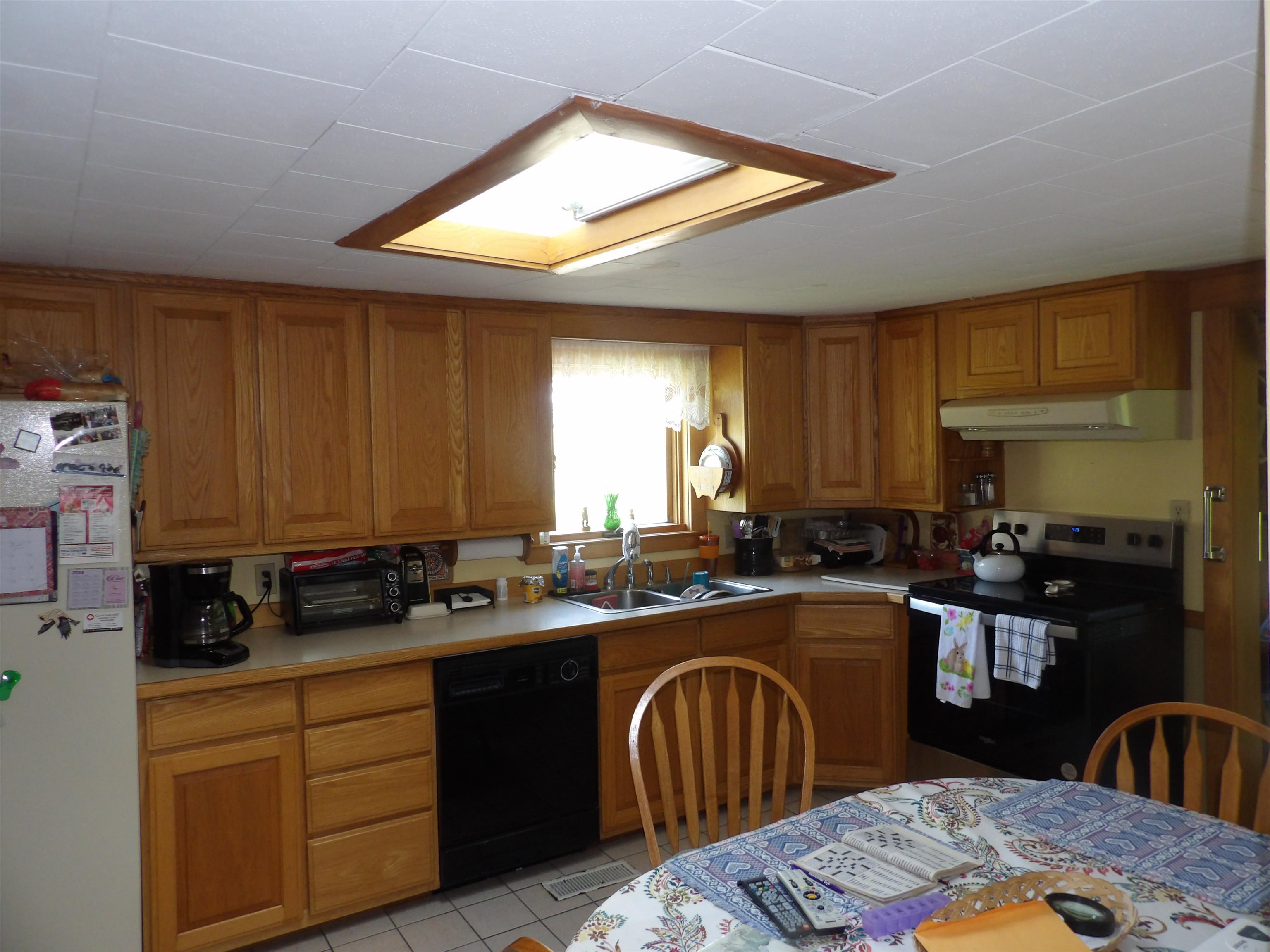 Lebanon, New Hampshire, 03766, United States, 4 Bedrooms Bedrooms, ,2 BathroomsBathrooms,Residential,For Sale,1918563