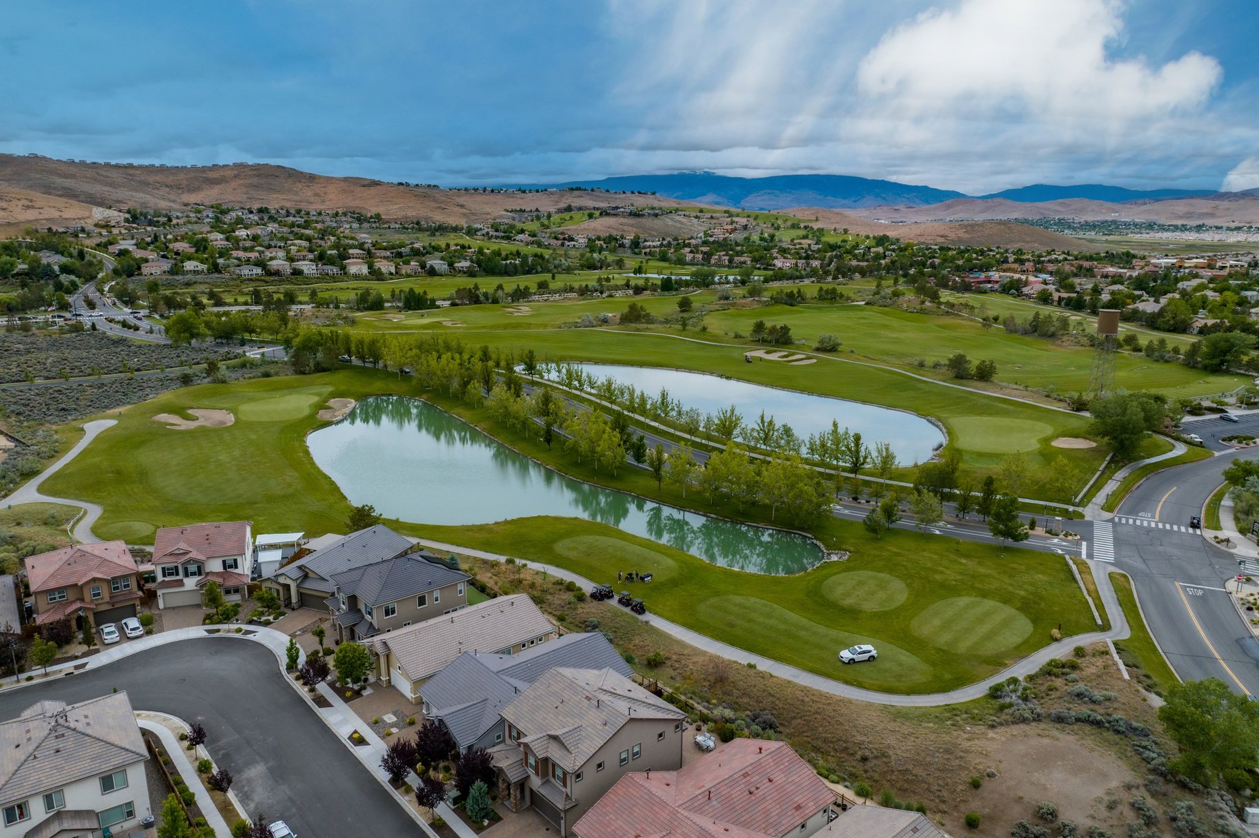  Two Story Walking Distance to Red Hawk Golf Course - 物件實景