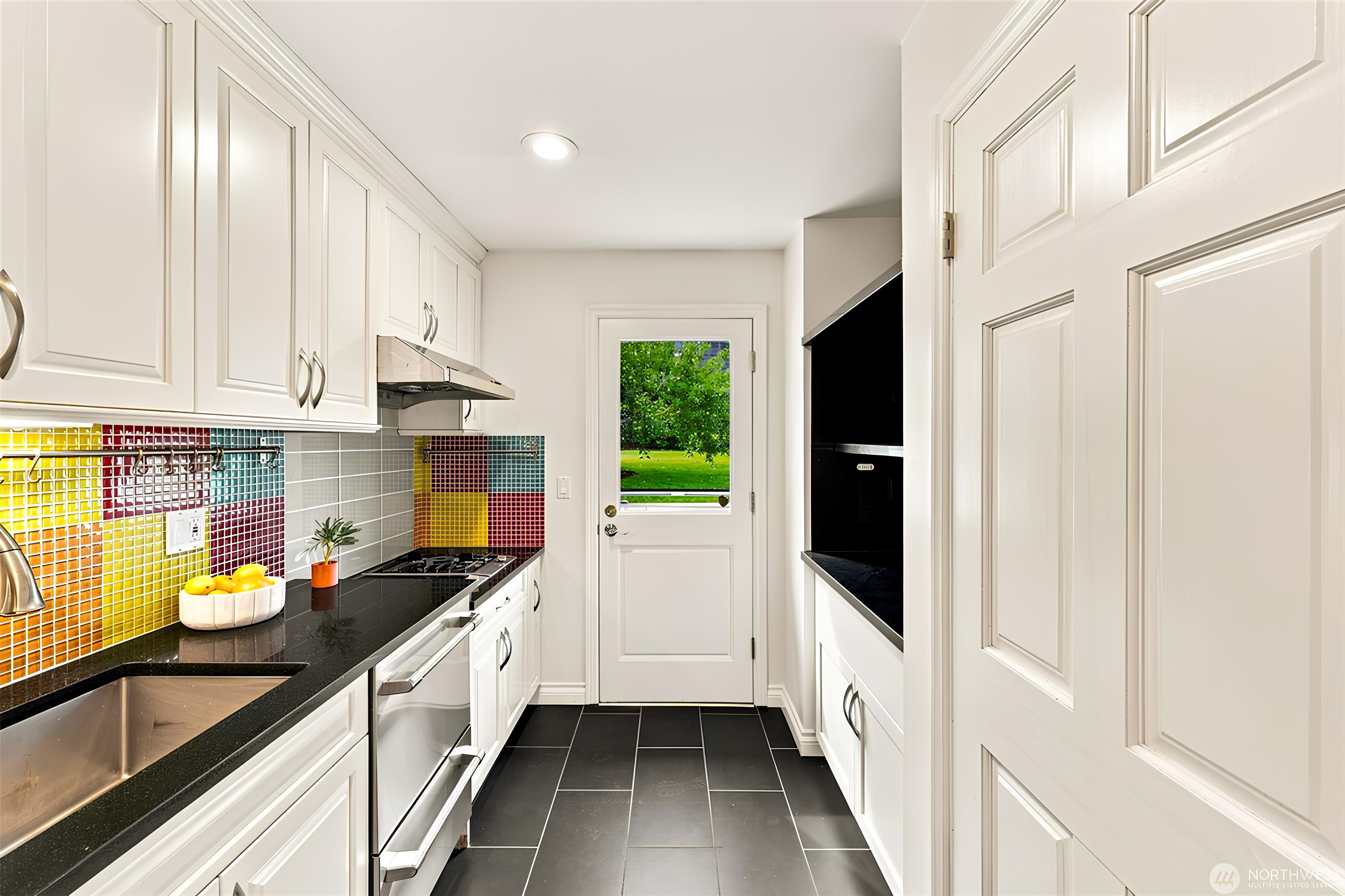  834 84th Avenue Northeast, Medina, WA 98039 - 物件實景