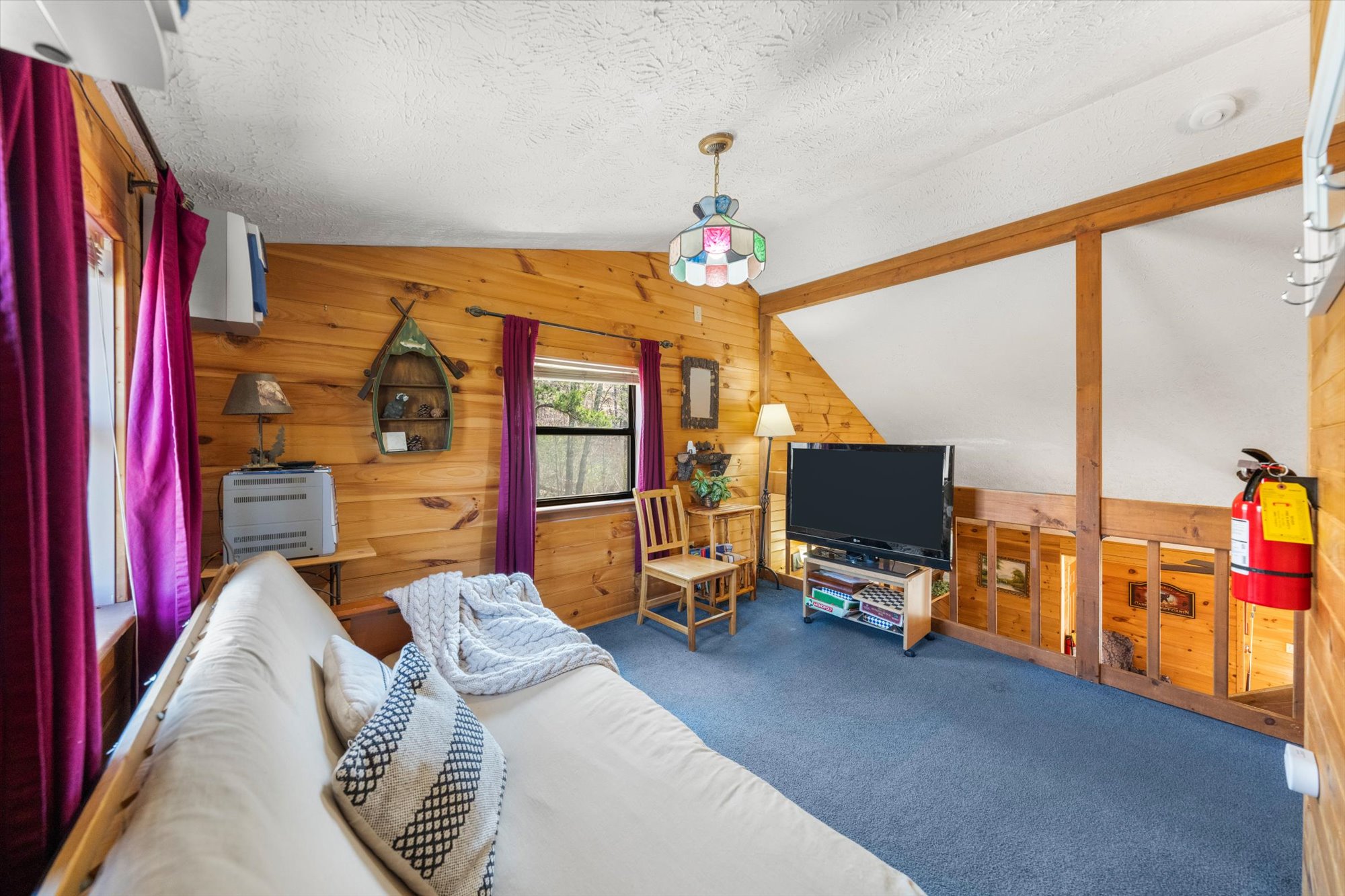 Sevierville, Tennessee, 37876, United States, 3 Bedrooms Bedrooms, ,2 BathroomsBathrooms,Residential,For Sale,1922805
