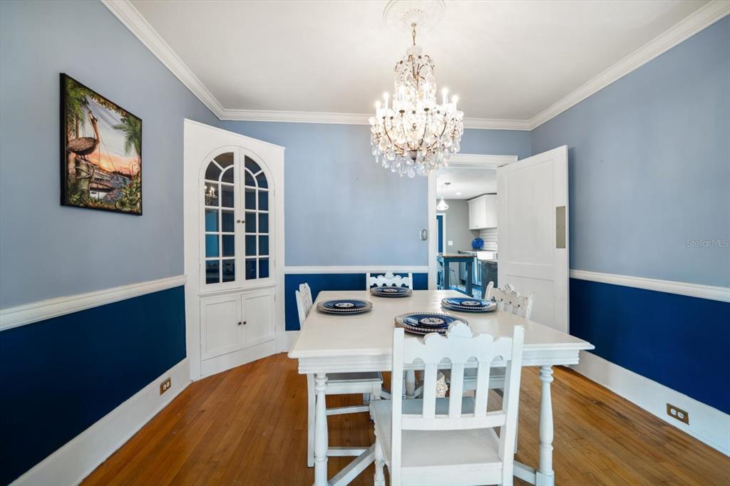 Clearwater, Florida, 33755, United States, 4 Bedrooms Bedrooms, ,3 BathroomsBathrooms,Residential,For Sale,1848993