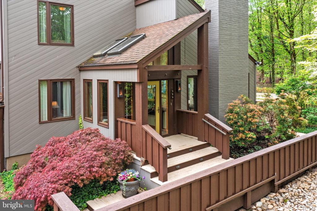 Wrightstown, New Jersey, 08562, United States, 5 Bedrooms Bedrooms, ,4 BathroomsBathrooms,Residential,For Sale,2048850