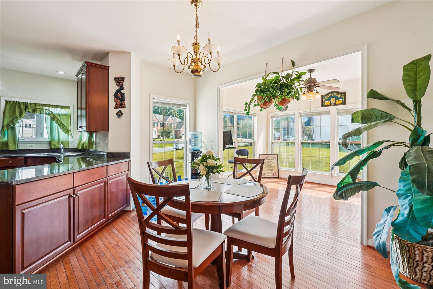 Woodbridge, Virginia, 22193, United States, 4 Bedrooms Bedrooms, ,5 BathroomsBathrooms,Residential,For Sale,1950998