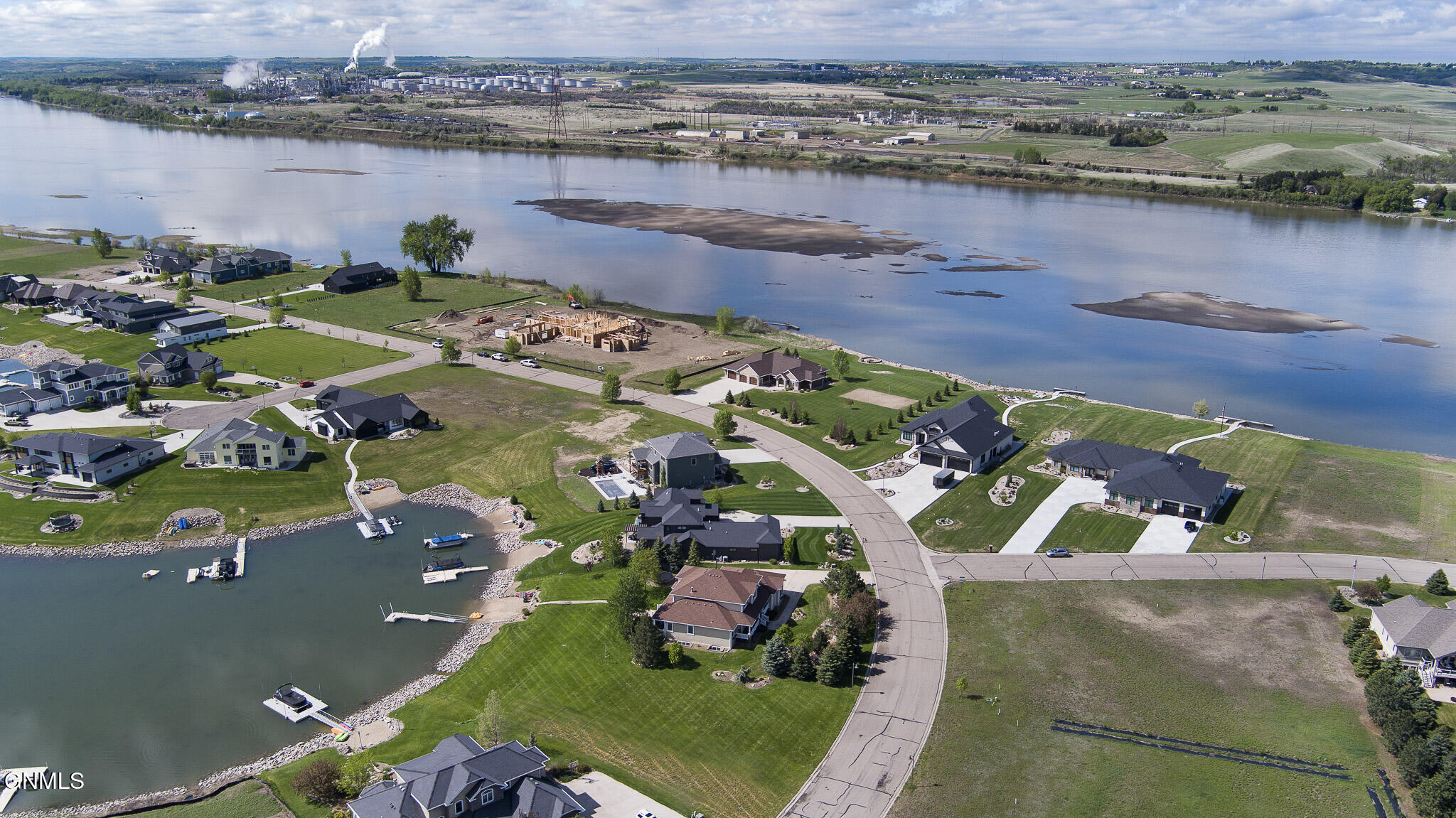 Bismarck, North Dakota, 58503, United States, 6 Bedrooms Bedrooms, ,5 BathroomsBathrooms,Residential,For Sale,1980273