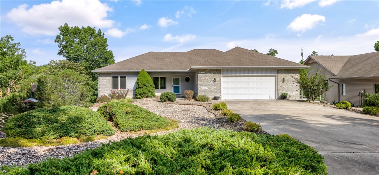 Bella Vista, Arkansas, 72715, United States, 3 Bedrooms Bedrooms, ,3 BathroomsBathrooms,Residential,For Sale,1918685
