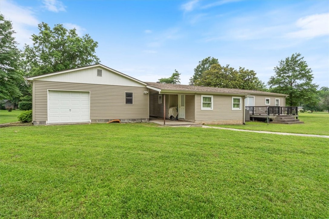 Anderson, Missouri, 64831, United States, 3 Bedrooms Bedrooms, ,2 BathroomsBathrooms,Residential,For Sale,1866248