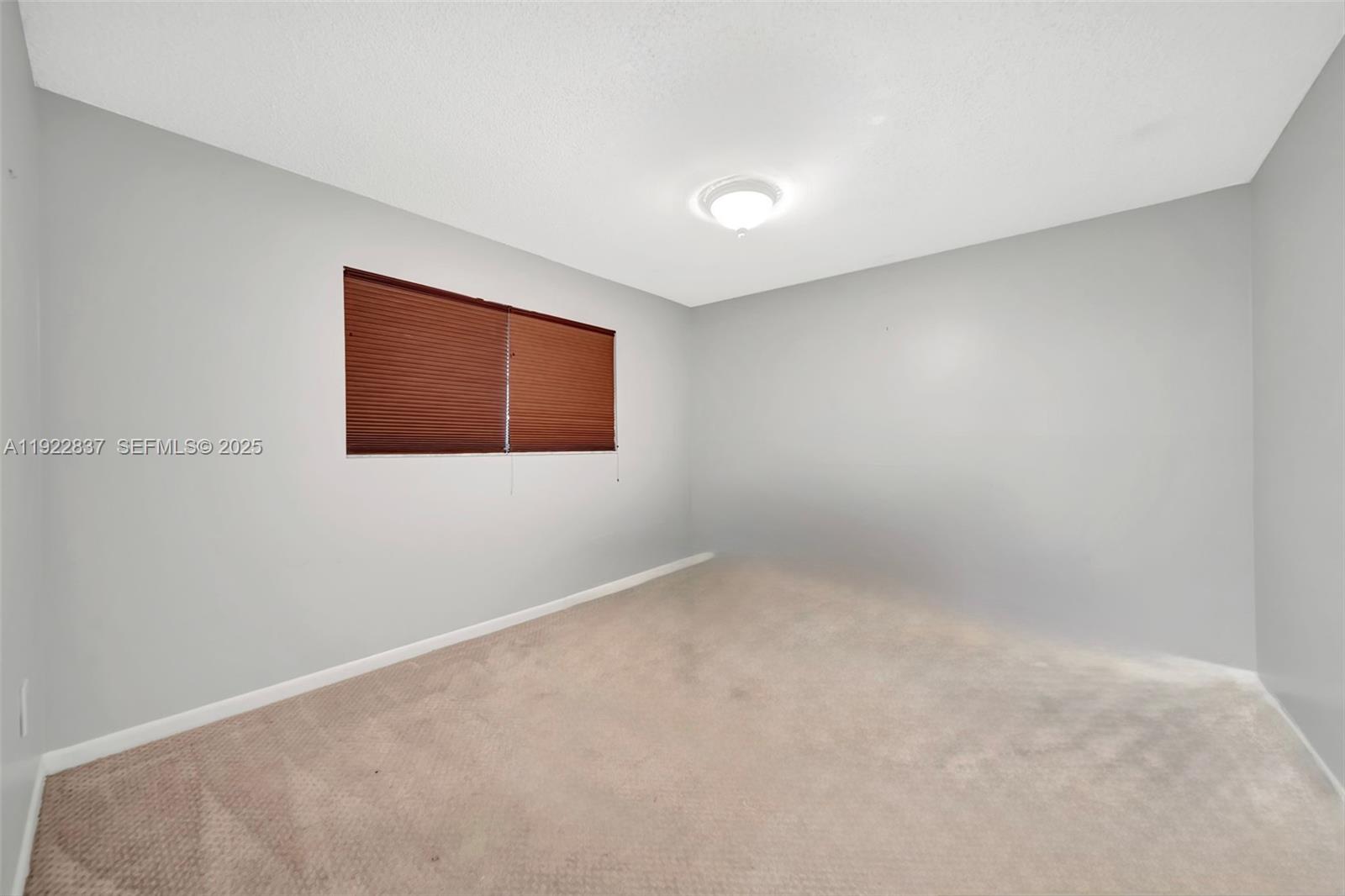 Hallandale Beach, Florida, 33009, United States, 2 Bedrooms Bedrooms, ,2 BathroomsBathrooms,Residential,For Sale,2001763