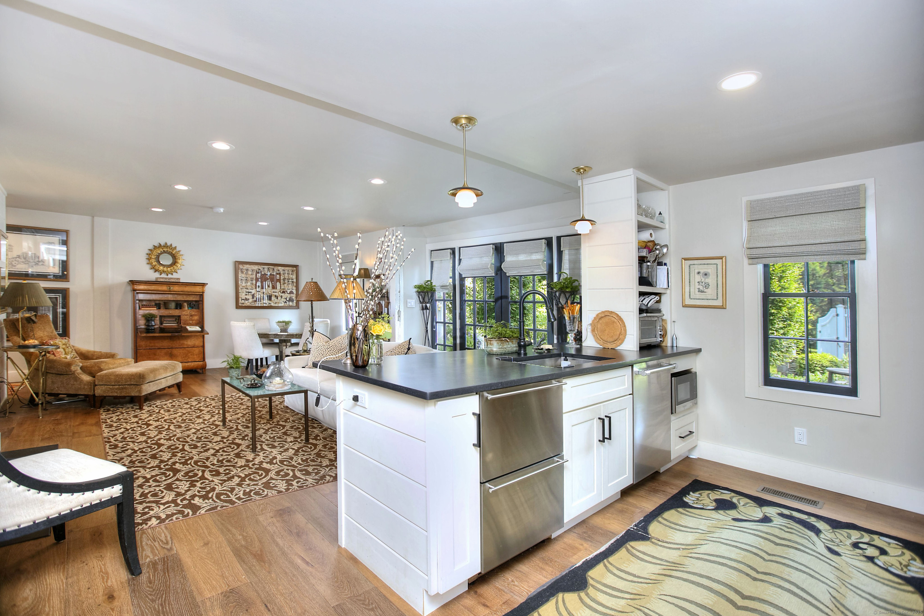 Fairfield, Connecticut, 06824, United States, 5 Bedrooms Bedrooms, ,5 BathroomsBathrooms,Residential,For Sale,1942139