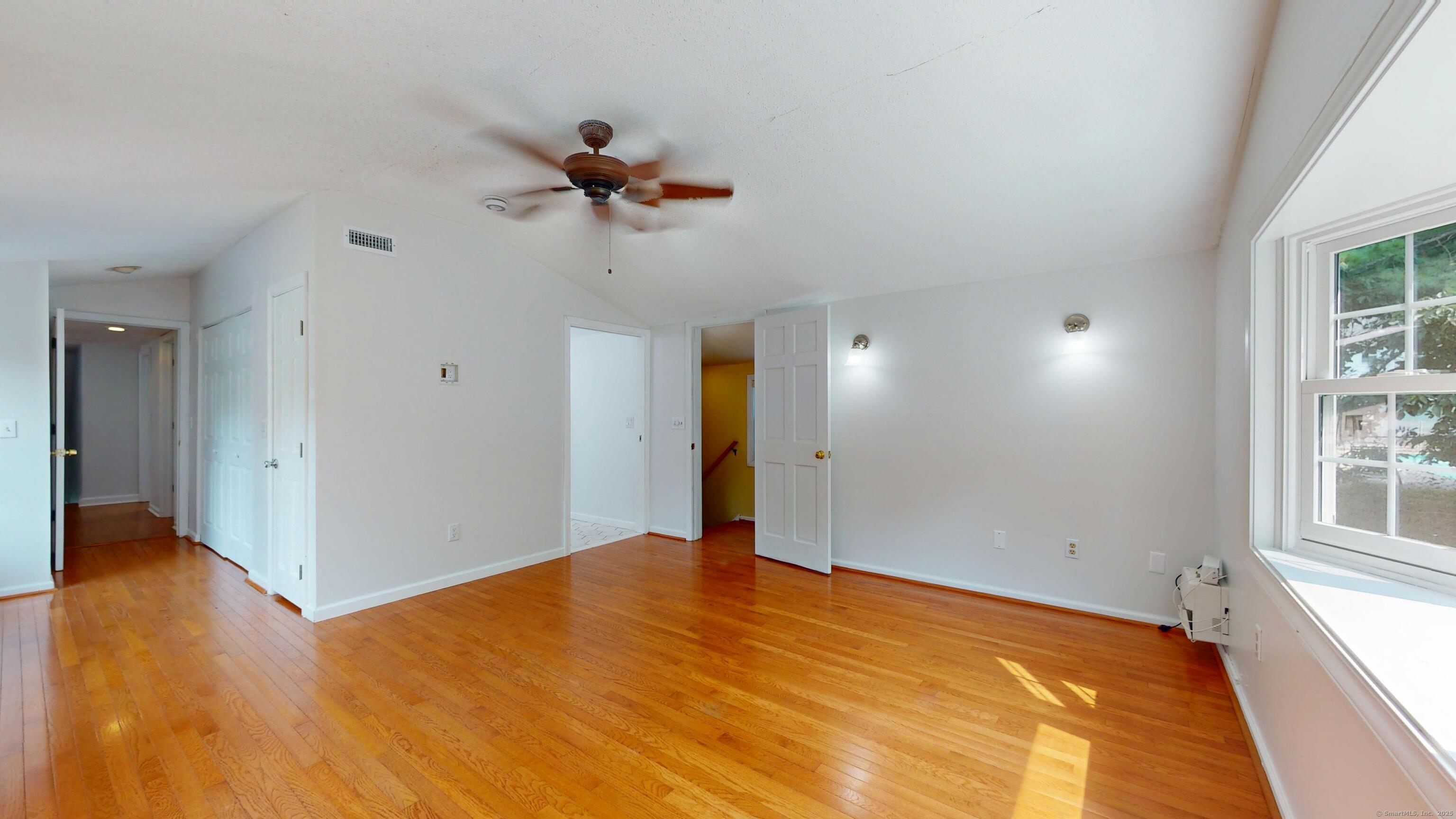 West Hartford, Connecticut, 06107, United States, 5 Bedrooms Bedrooms, ,3 BathroomsBathrooms,Residential,For Sale,1876446