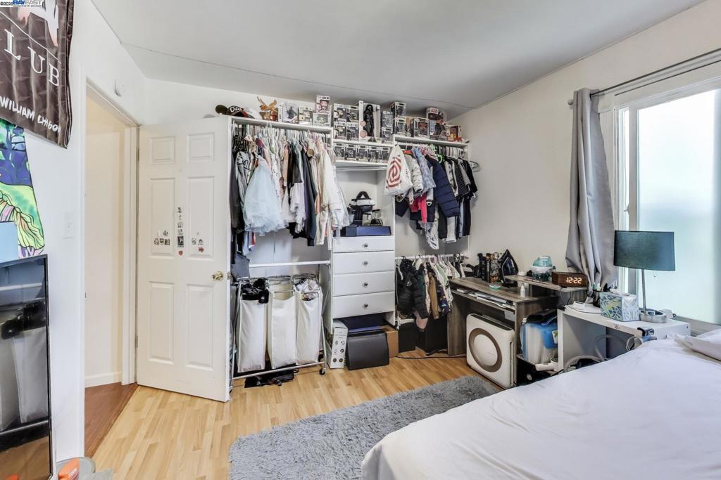 Hayward, California, 94544, United States, 3 Bedrooms Bedrooms, ,2 BathroomsBathrooms,Residential,For Sale,1938339