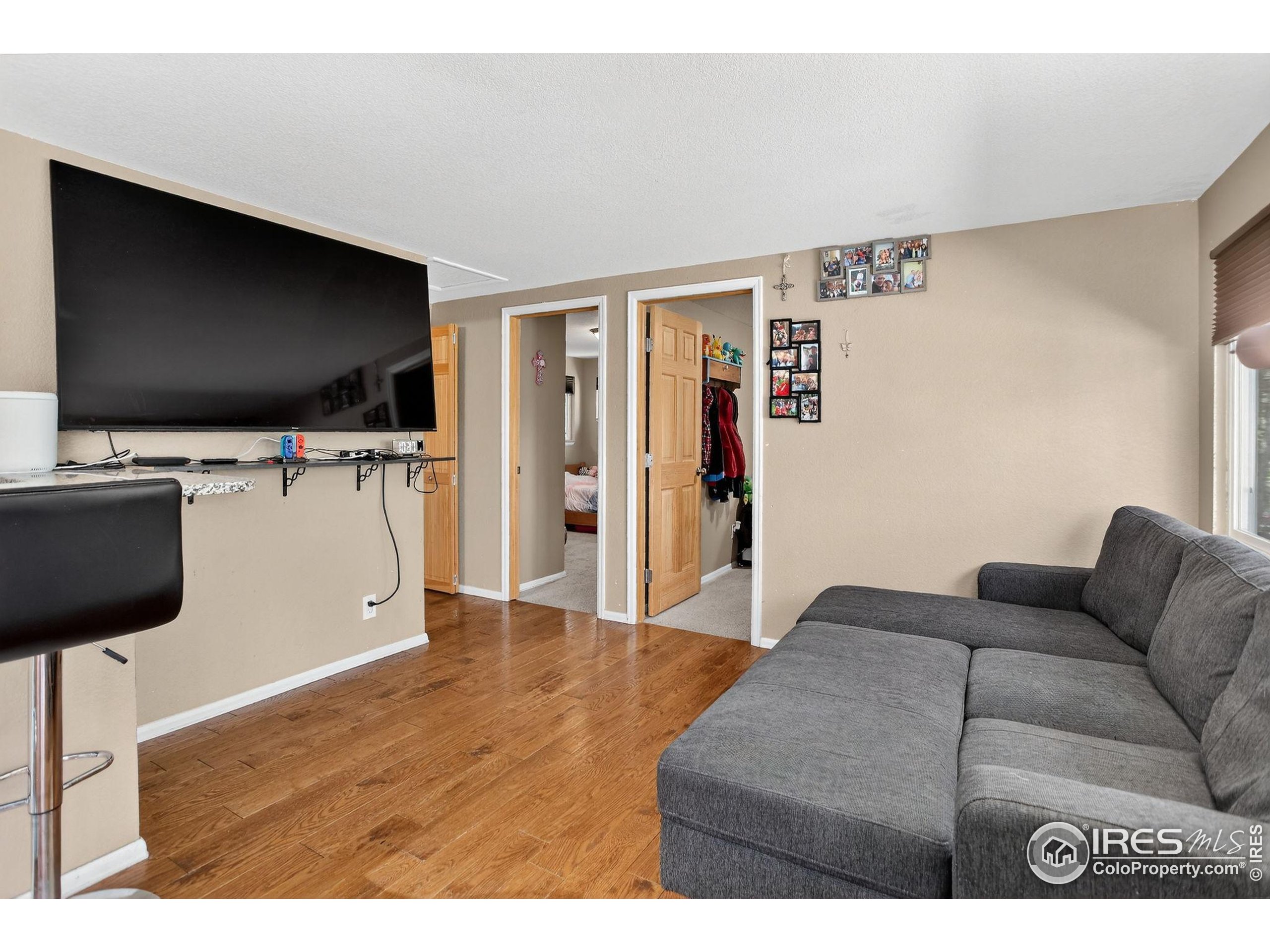 Conifer, Colorado, 80433, United States, 3 Bedrooms Bedrooms, ,2 BathroomsBathrooms,Residential,For Sale,1991521