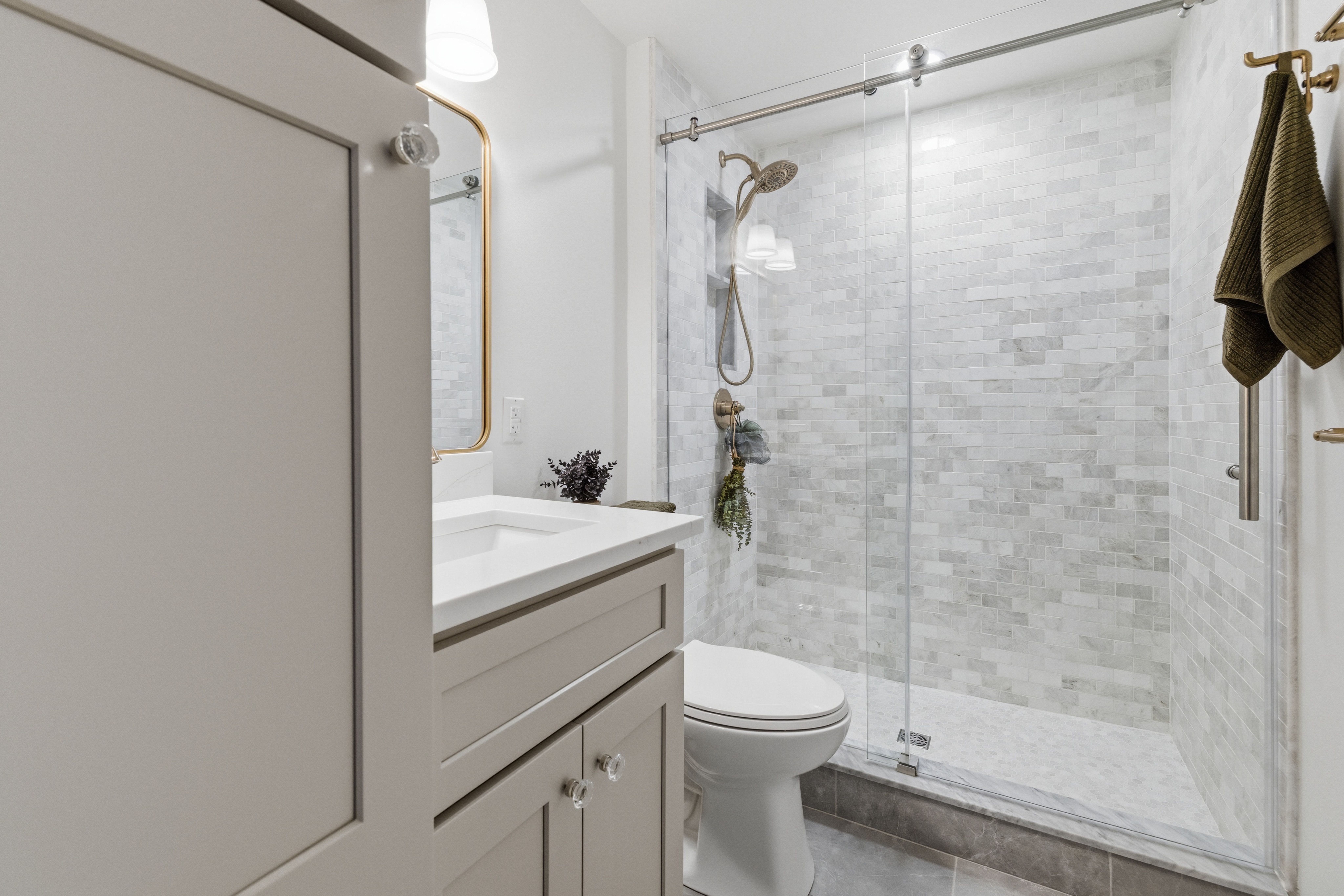  210 East Evergreen Avenue, Philadelphia, PA 19118 - 物件實景