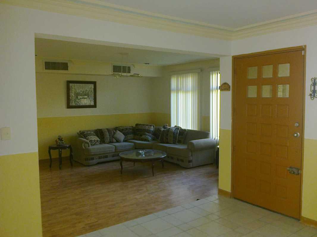 CALLEJON DEL PASEO, Torreón, Coahuila de Zaragoza, 27250, Mexico, 6 Bedrooms Bedrooms, ,6 BathroomsBathrooms,Residential,For Sale,CALLEJON DEL PASEO,1234260