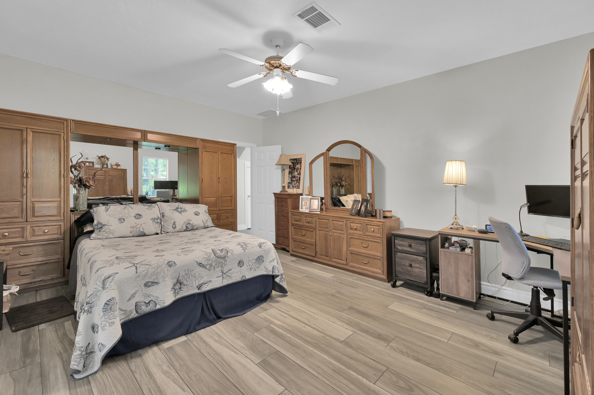 Hockley, Texas, 77447, United States, 4 Bedrooms Bedrooms, ,3 BathroomsBathrooms,Residential,For Sale,1943669