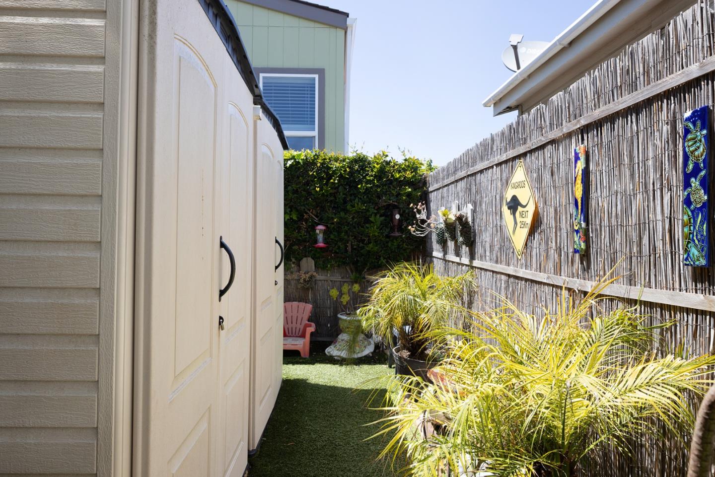 Pacific Grove, California, 93950, United States, 2 Bedrooms Bedrooms, ,2 BathroomsBathrooms,Residential,For Sale,1908415