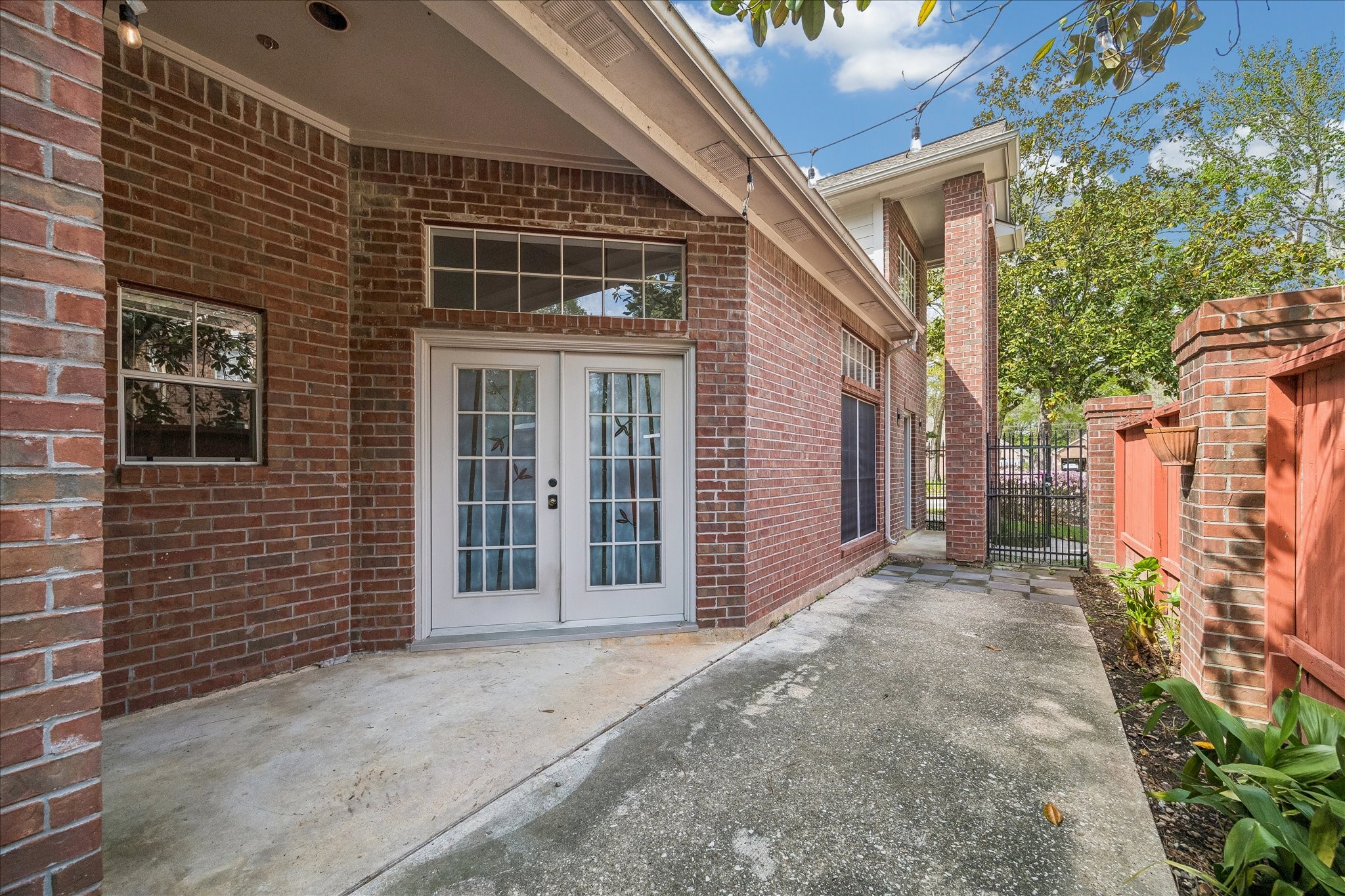  3115 Cedar Knolls Drive - 物件實景