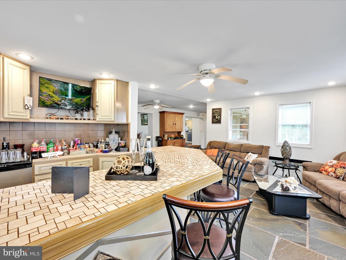 Manheim, Pennsylvania, 17545, United States, 7 Bedrooms Bedrooms, ,3 BathroomsBathrooms,Residential,For Sale,1991090