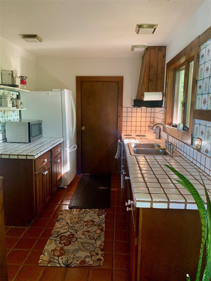 Charlevoix, Michigan, 49720-0000, United States, 2 Bedrooms Bedrooms, ,2 BathroomsBathrooms,Residential,For Sale,1933264