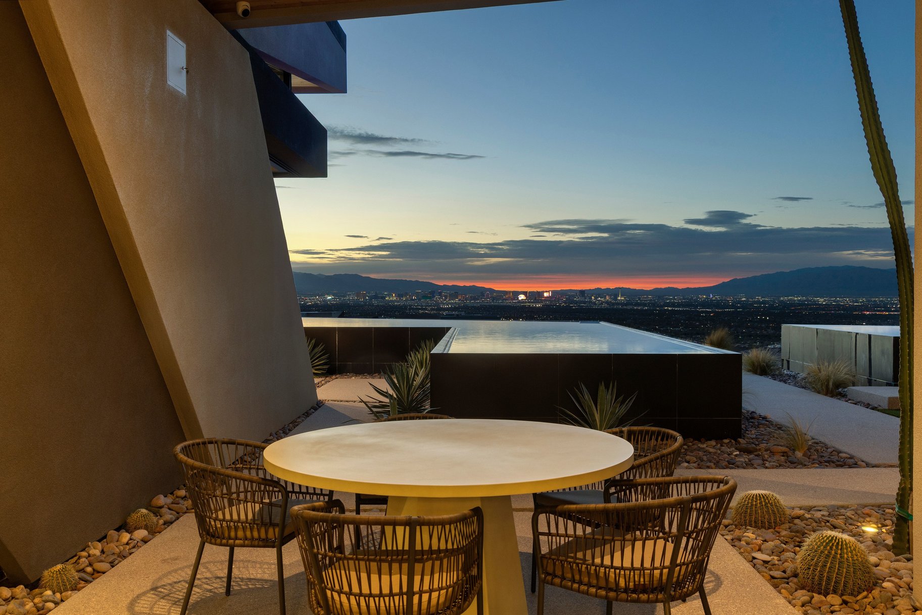  Exceptional Single Level Blue Heron Custom Home - 物件實景