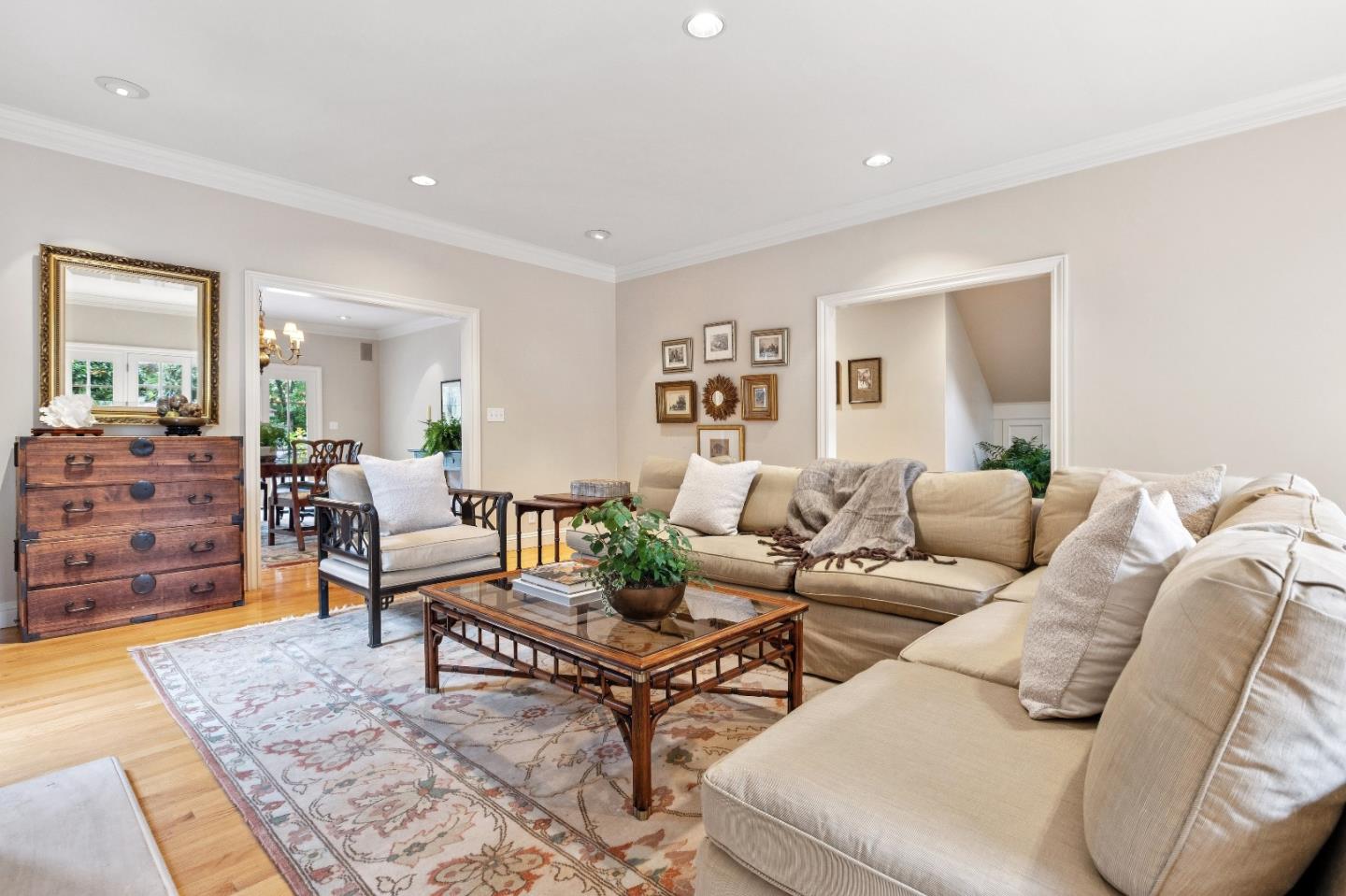 Burlingame, California, 94010, United States, 3 Bedrooms Bedrooms, ,3 BathroomsBathrooms,Residential,For Sale,1991997