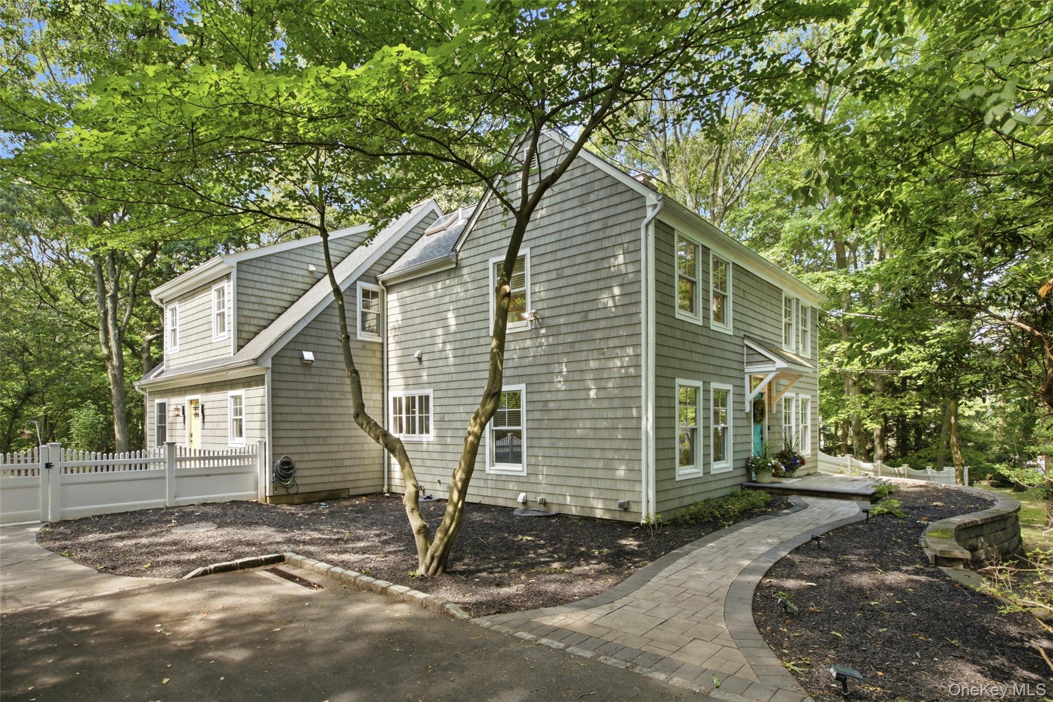  18 W Meadow Road, Setauket, NY, 11733 - 物件實景