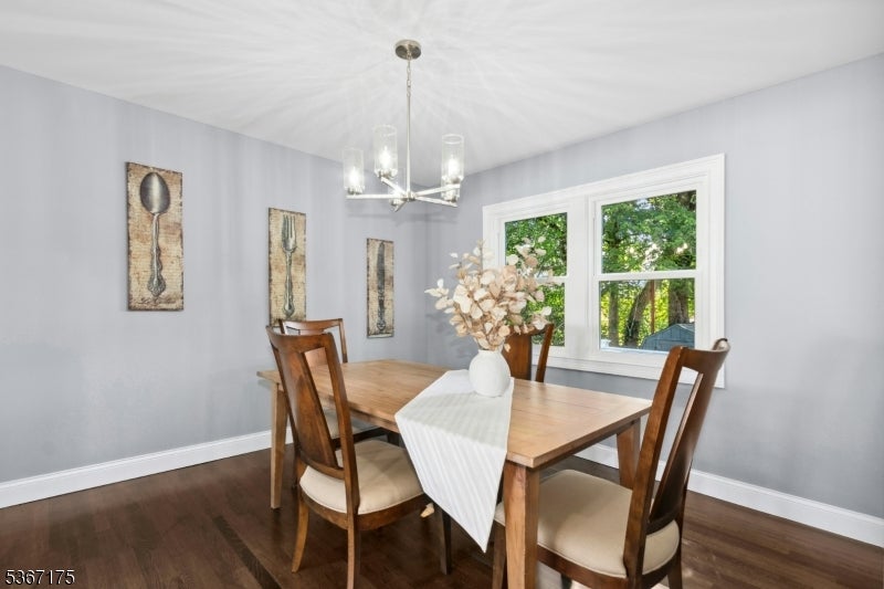 Union Twp., New Jersey, 07083, United States, 4 Bedrooms Bedrooms, ,3 BathroomsBathrooms,Residential,For Sale,1935310