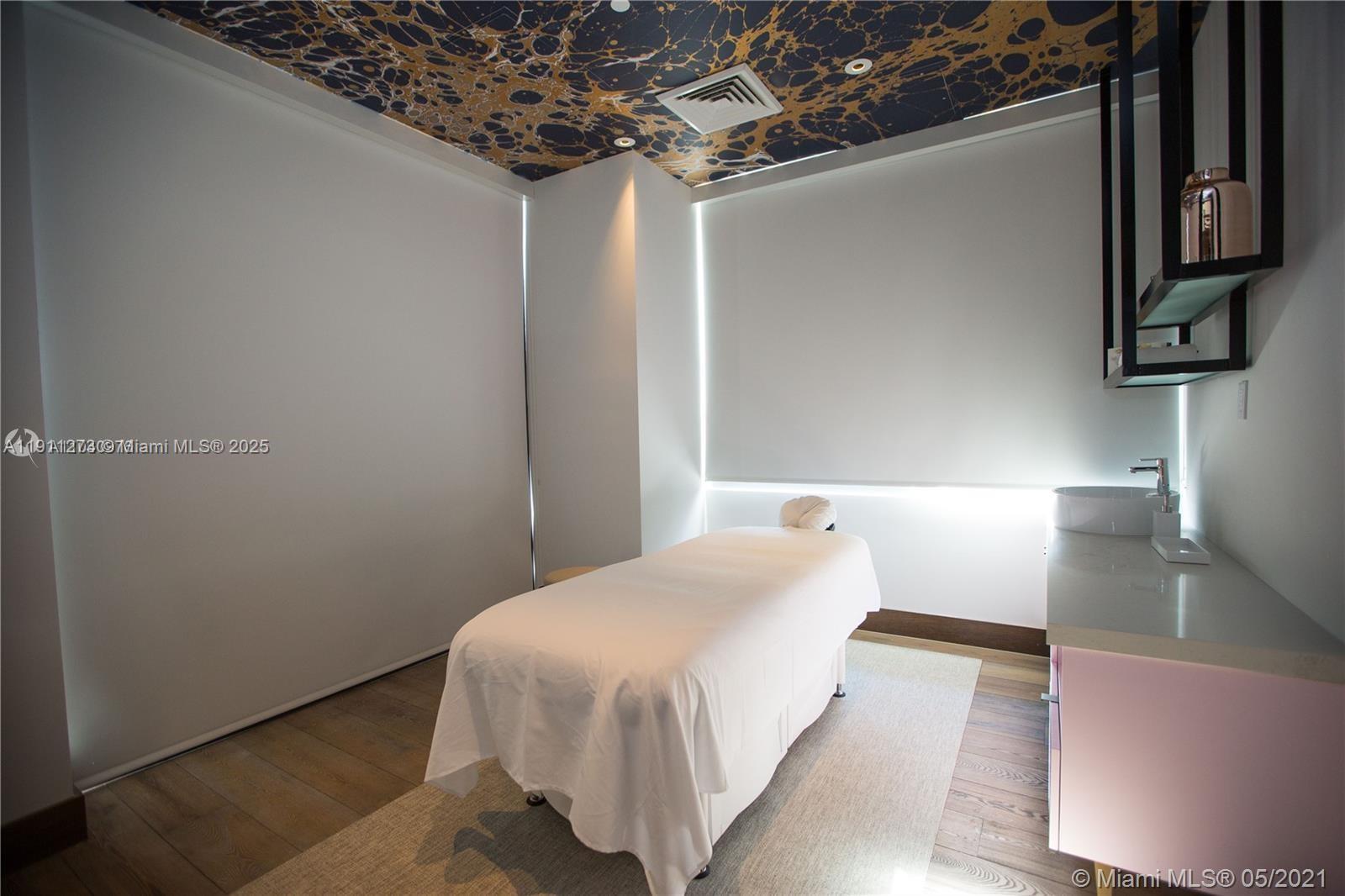 Miami, Florida, 33137, United States, 2 Bedrooms Bedrooms, ,2 BathroomsBathrooms,Residential,For Sale,1991547