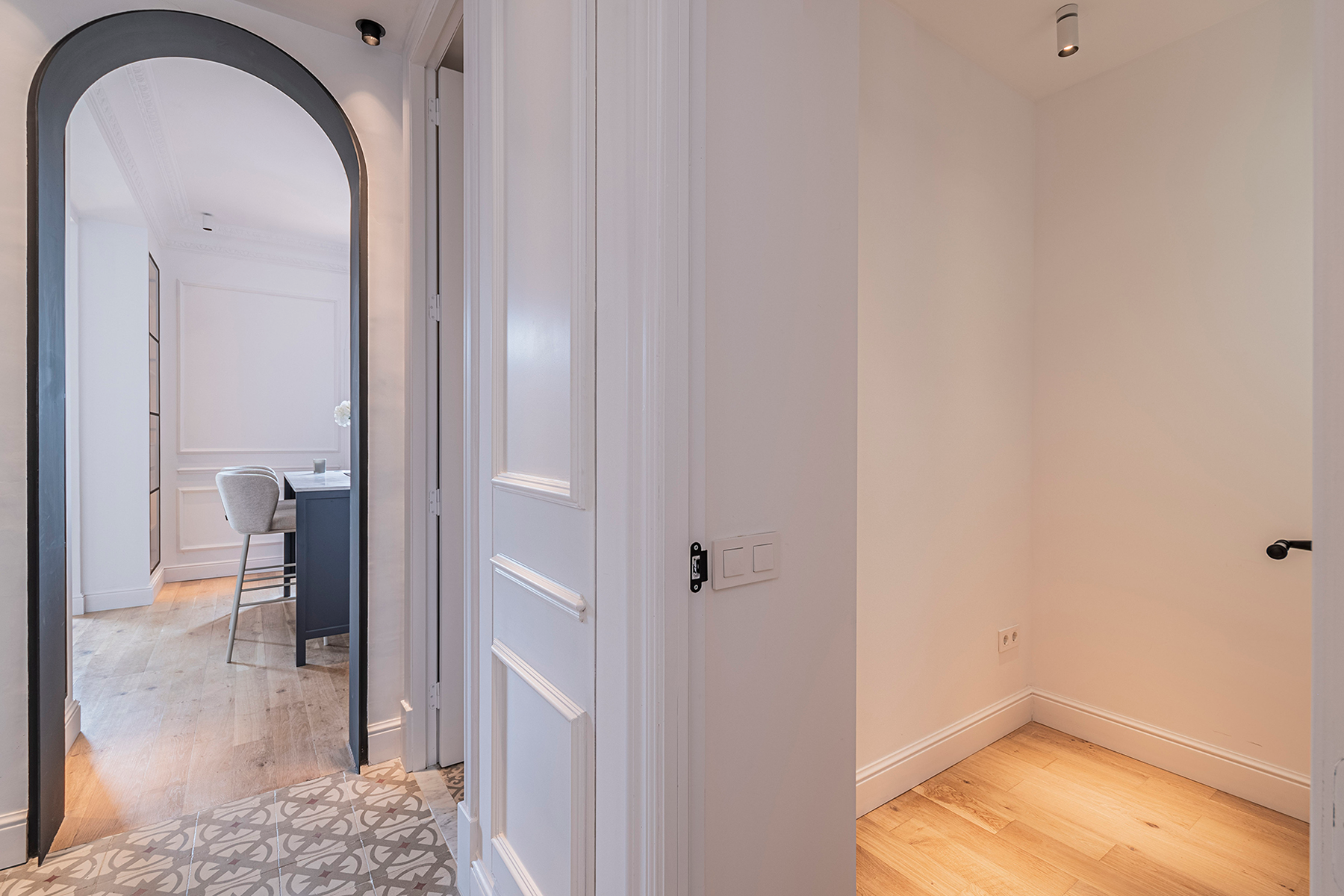  Extraordinary apartment on high floor in central Eixample - 物件實景