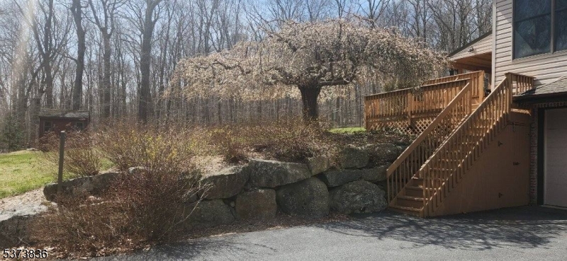 Hardyston Township, New Jersey, 07460, United States, 4 Bedrooms Bedrooms, ,4 BathroomsBathrooms,Residential,For Sale,1900804