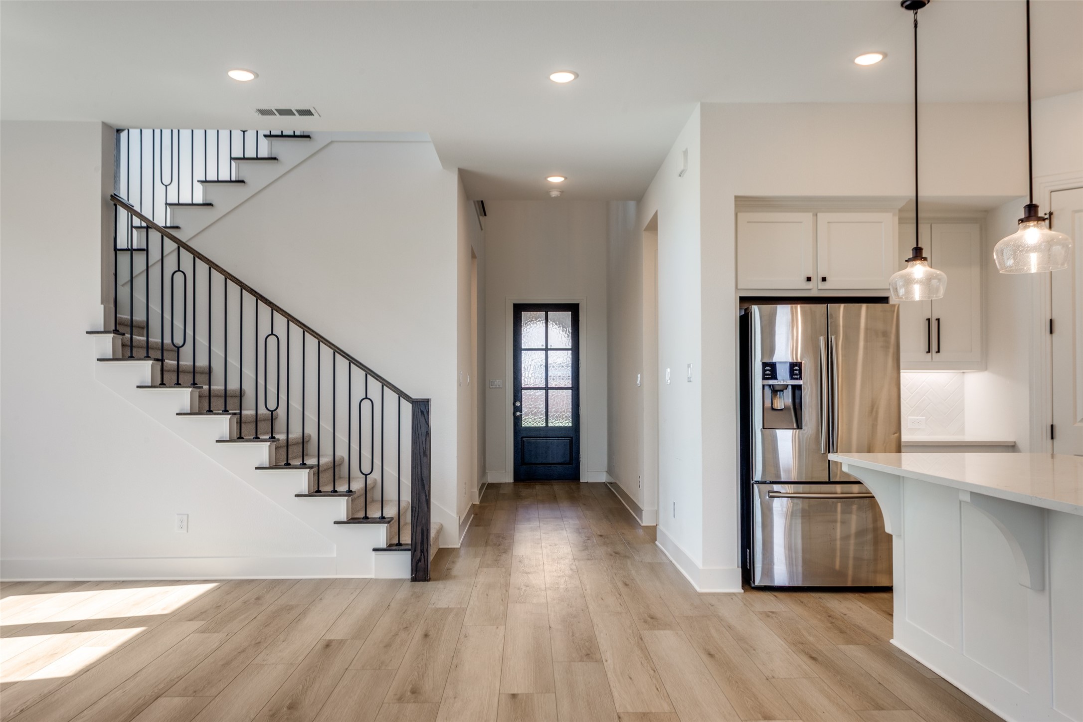 Mansfield, Texas, 76063, United States, 4 Bedrooms Bedrooms, ,4 BathroomsBathrooms,Residential,For Sale,1954630