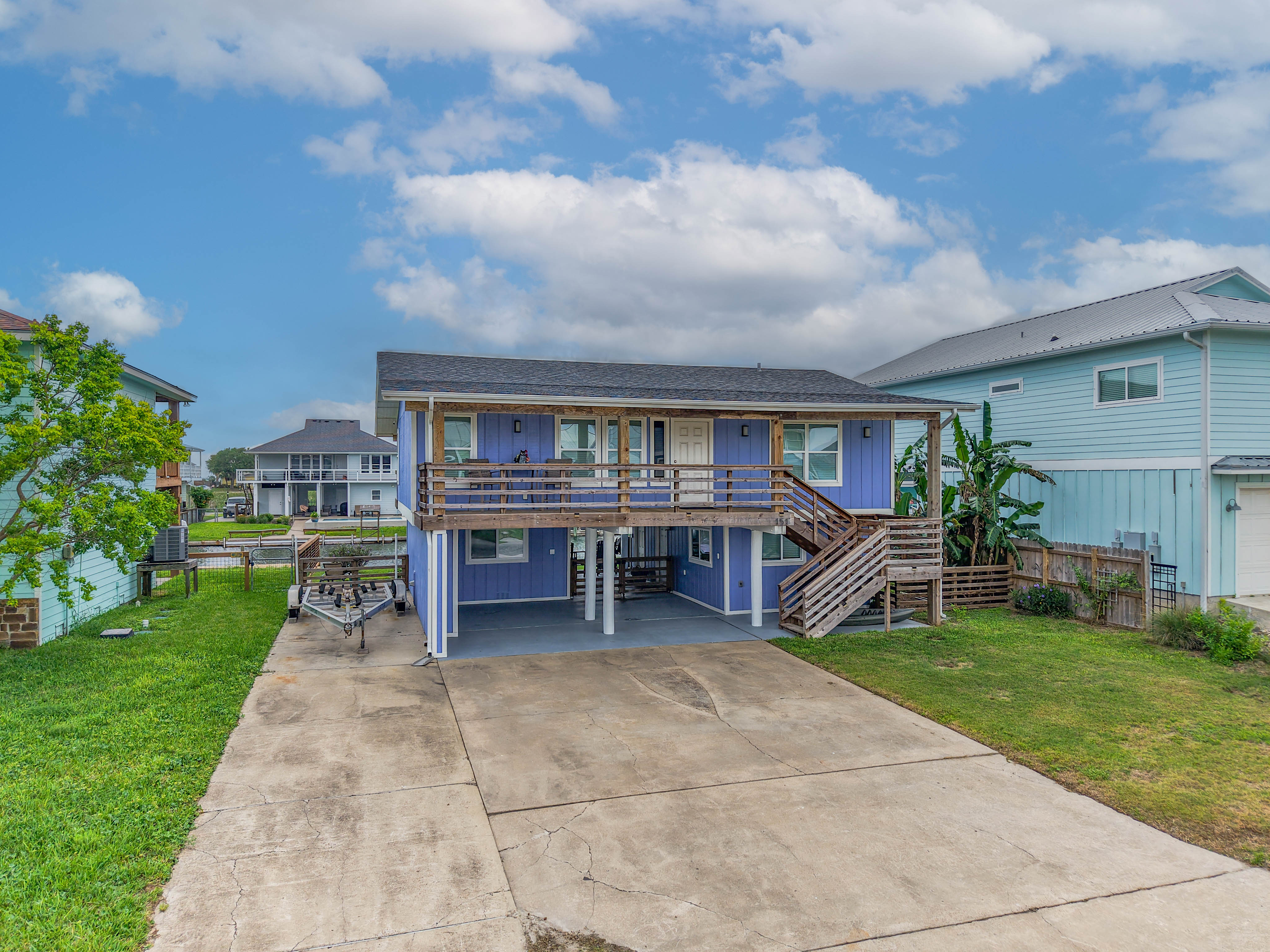  Waterfront Home in City by the Sea - 物件實景