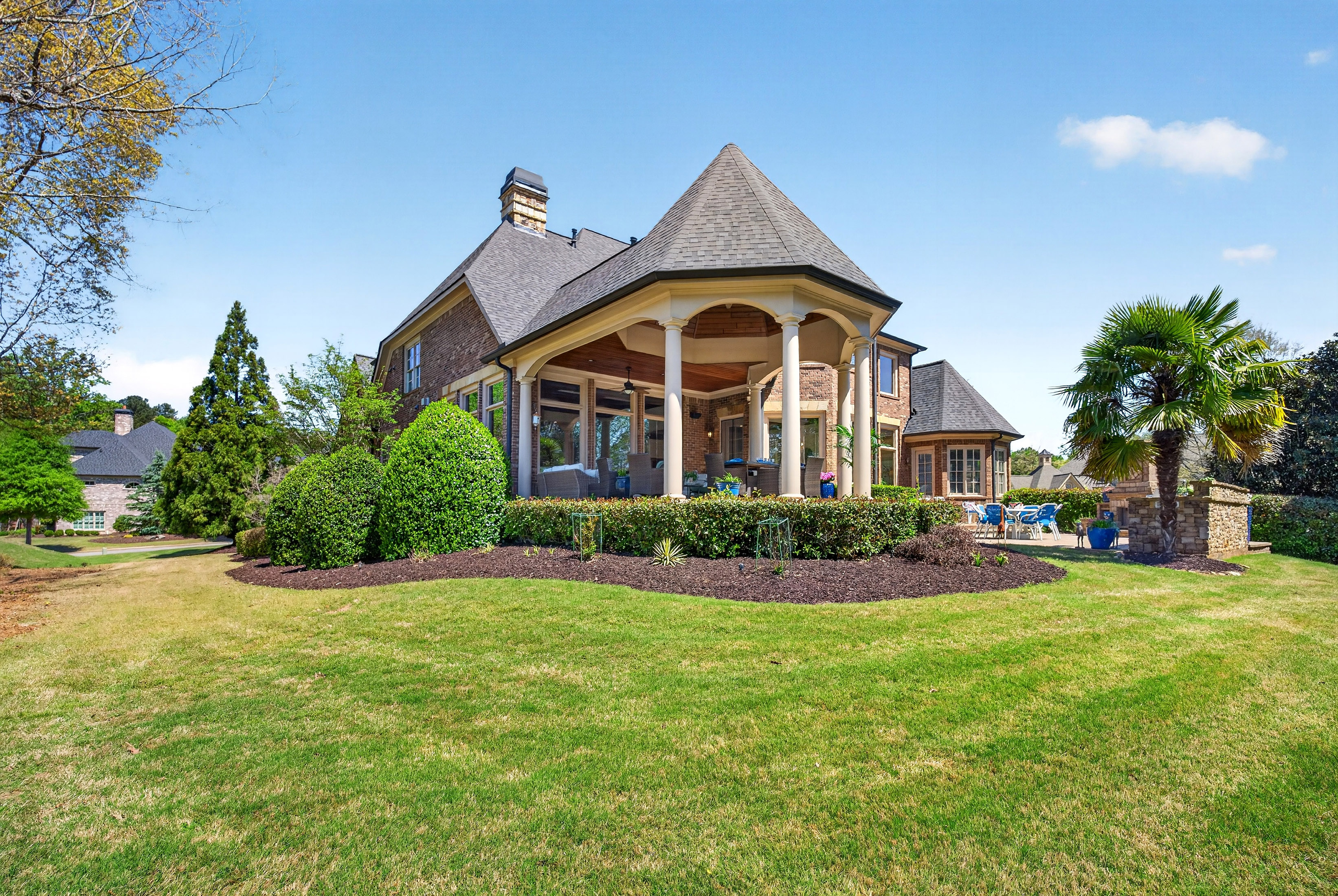  Luxury French Estate with Sweeping Golf Course Views - 物件實景