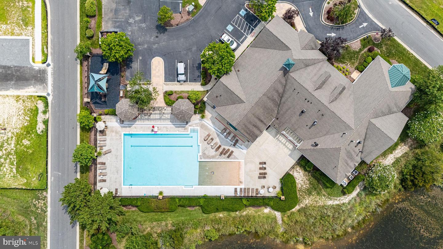 Berlin, Maryland, 21811, United States, 5 Bedrooms Bedrooms, ,4 BathroomsBathrooms,Residential,For Sale,1989737