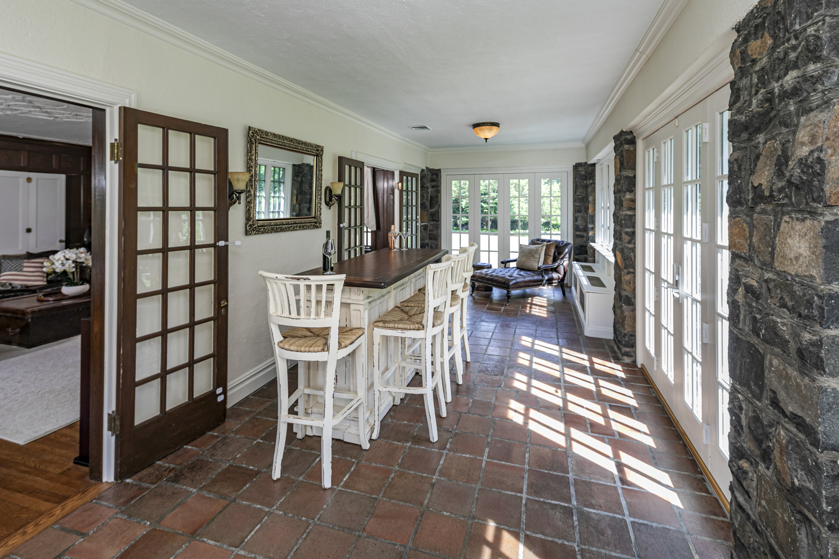  Sprawling Estate with a Rich History and Gorgeous Grounds - 物件實景