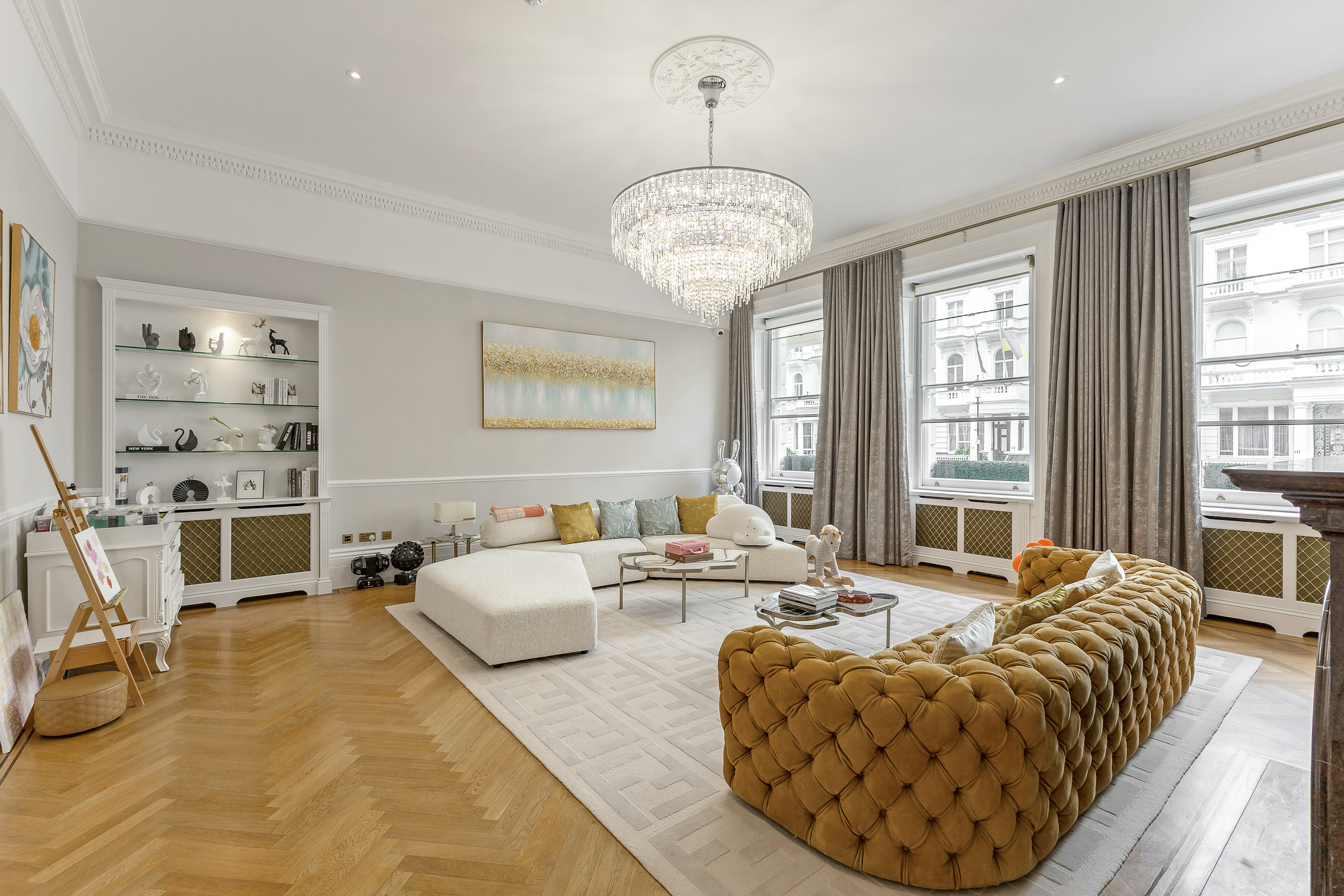  Grand Proportions on in Queen