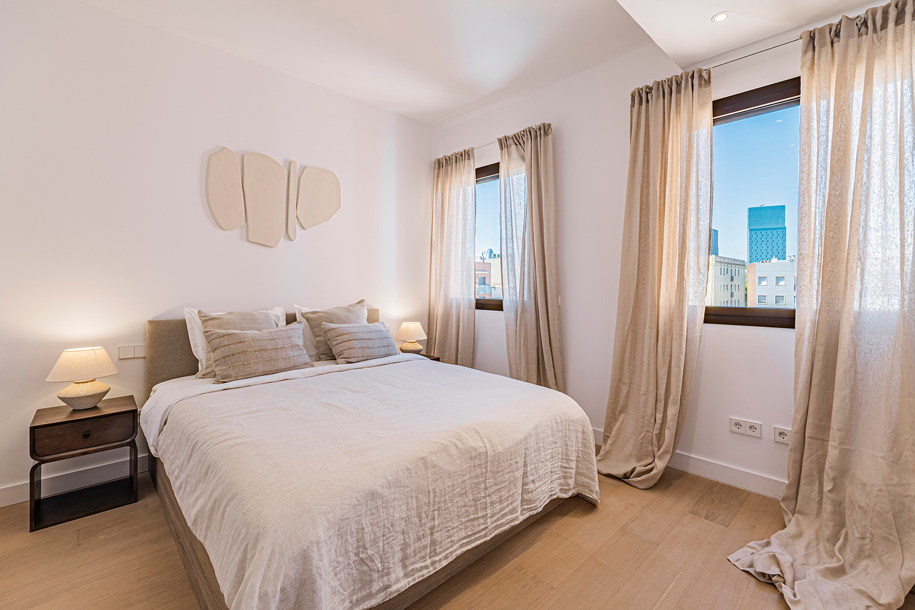  Newly constructed duplex penthouse near the beach - 物件實景