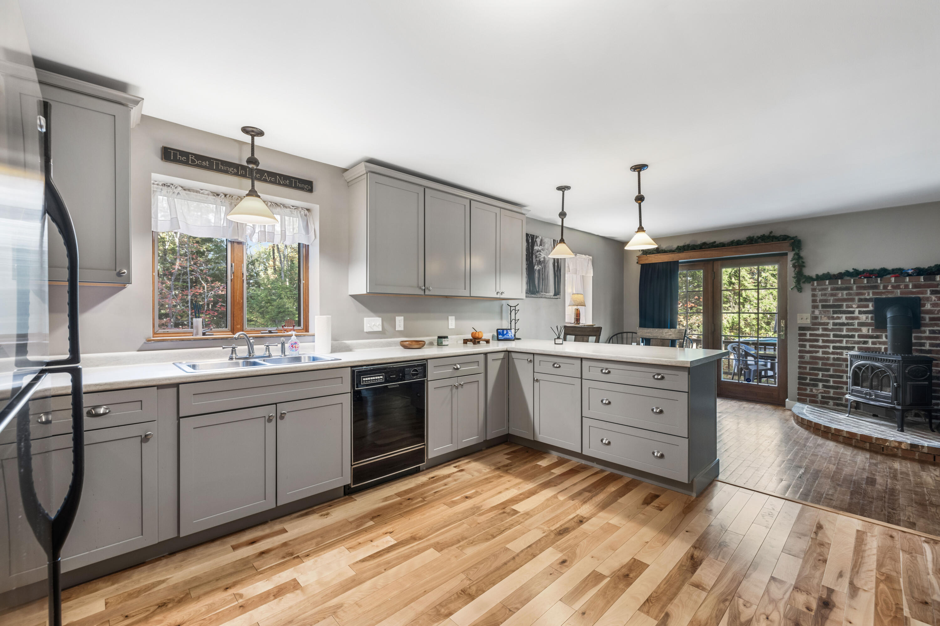 Buxton, Maine, 04093, United States, 4 Bedrooms Bedrooms, ,2 BathroomsBathrooms,Residential,For Sale,1970690