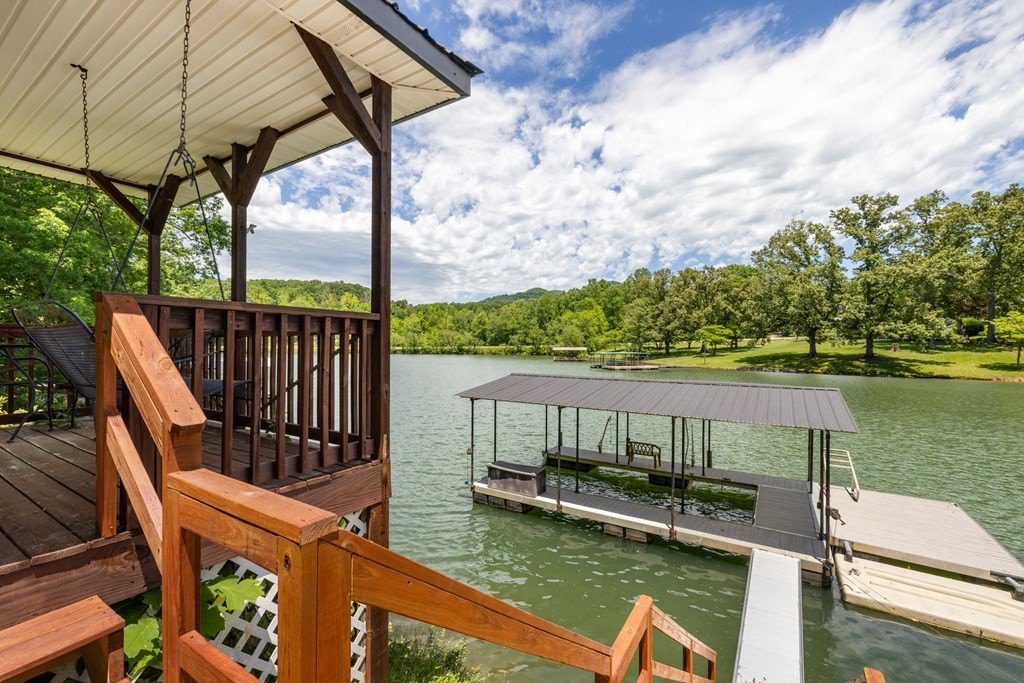 Hayesville, North Carolina, 28904, United States, 3 Bedrooms Bedrooms, ,4 BathroomsBathrooms,Residential,For Sale,1831924