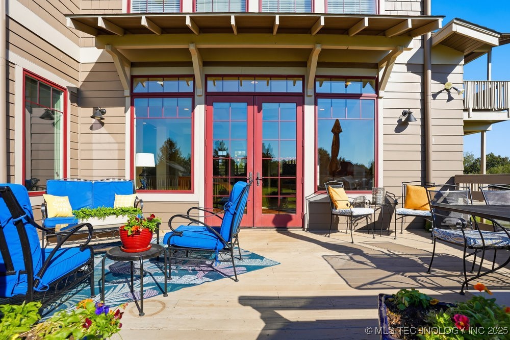 Jenks, Oklahoma, 74037, United States, 5 Bedrooms Bedrooms, ,6 BathroomsBathrooms,Residential,For Sale,1989076